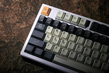 Interstellar themed personalized keycap set, astronaut space series PBT material decorative keycaps