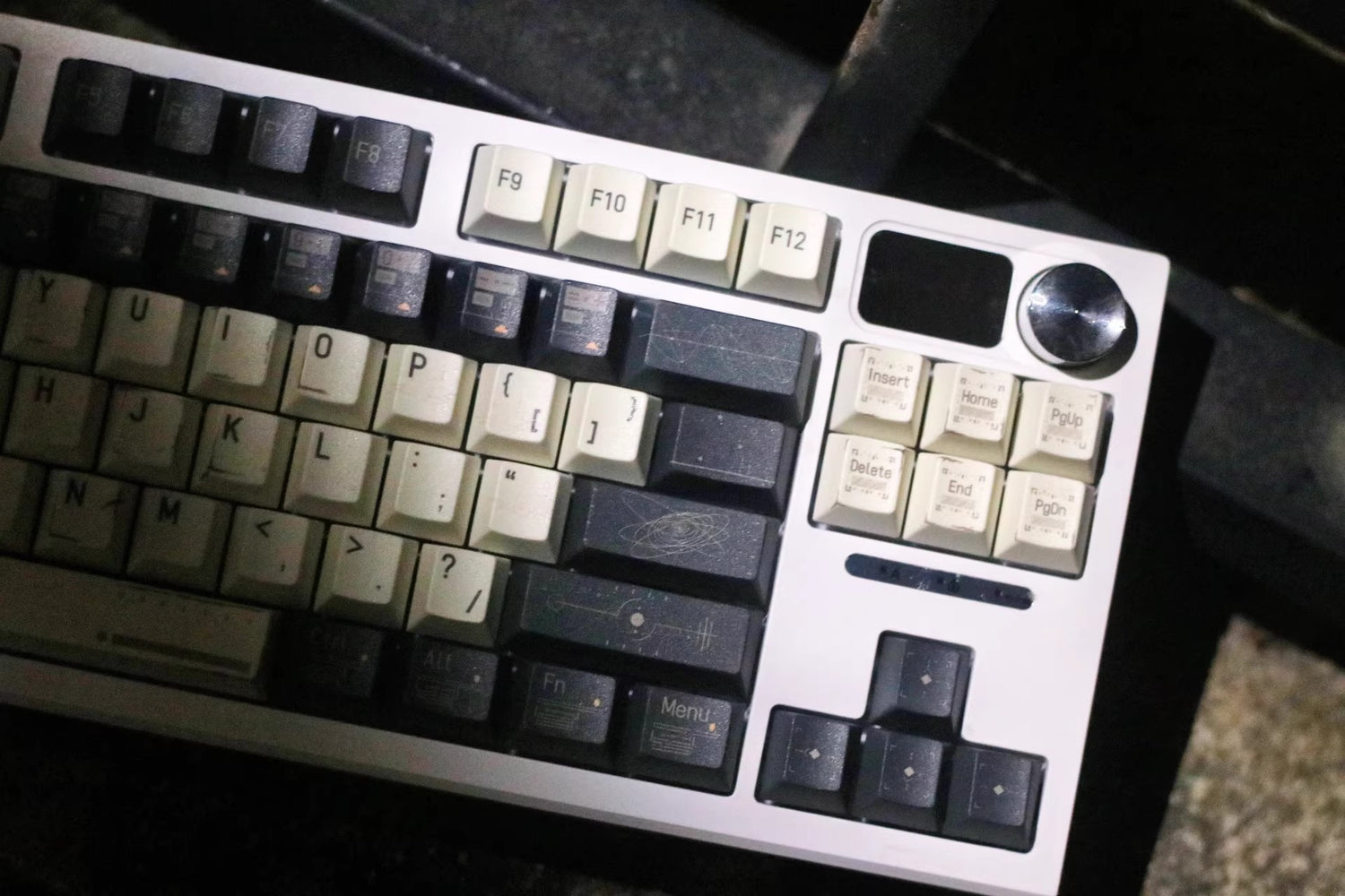 Interstellar themed personalized keycap set, astronaut space series PBT material decorative keycaps
