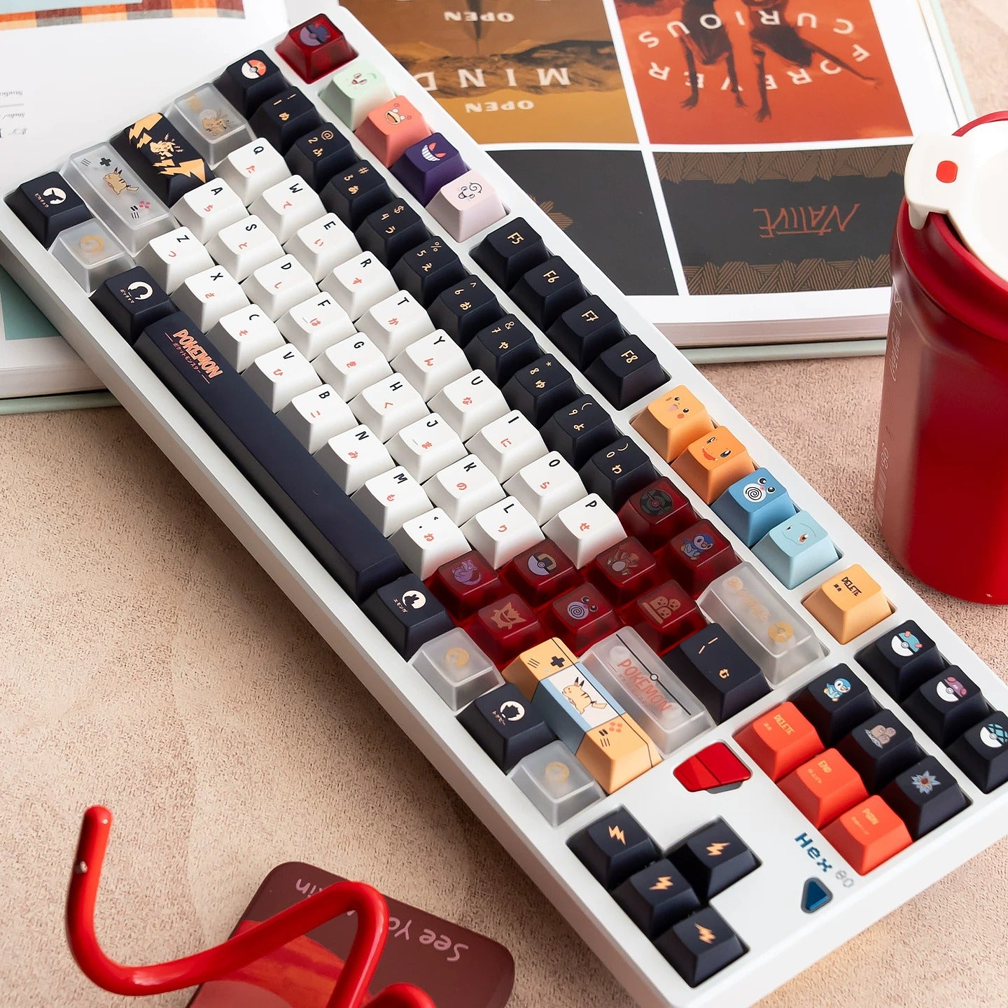 Pikachu themed keycap set, mechanical keycap PBT material material personalized keycap set, Animated cartoon keycaps, compatible with 61/64/68/75/84/87/104 mechanical keyboard replacement keycap