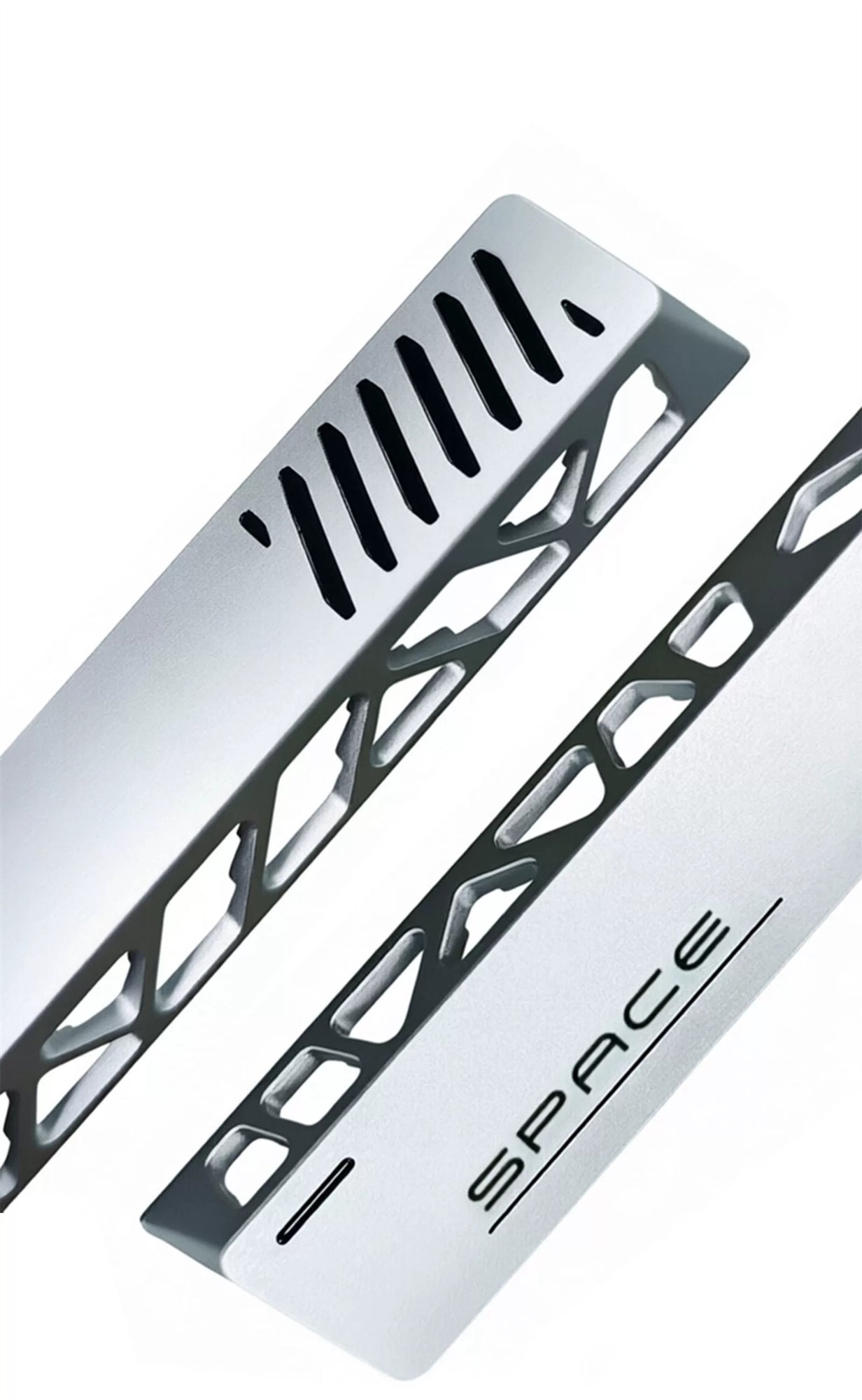 Aluminum alloy hollow design, anodized corrosion-resistant, WASD/directional keys, mechanical keyboard metal replacement set, keyboard decorative keycaps