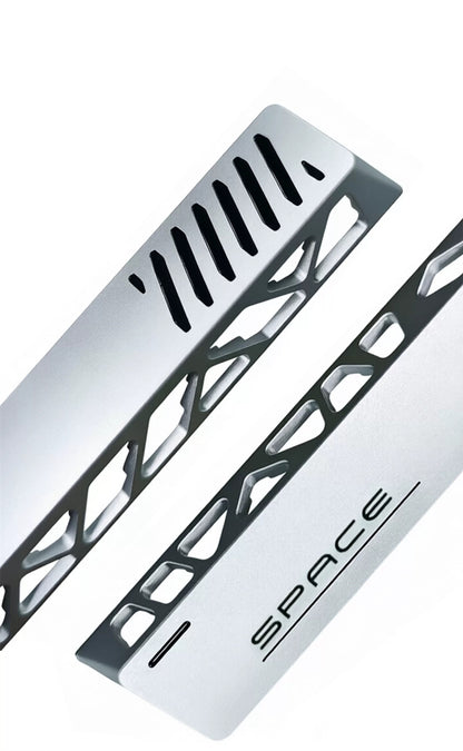 Aluminum alloy hollow design, anodized corrosion-resistant, WASD/directional keys, mechanical keyboard metal replacement set, keyboard decorative keycaps