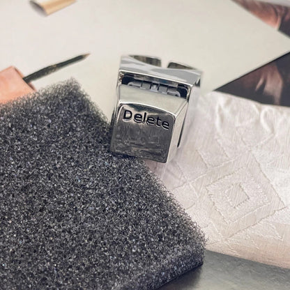 Delete Everything "mechanical keyboard switch ring, a unique and unconventional keyboard peripheral cultural and creative toy.