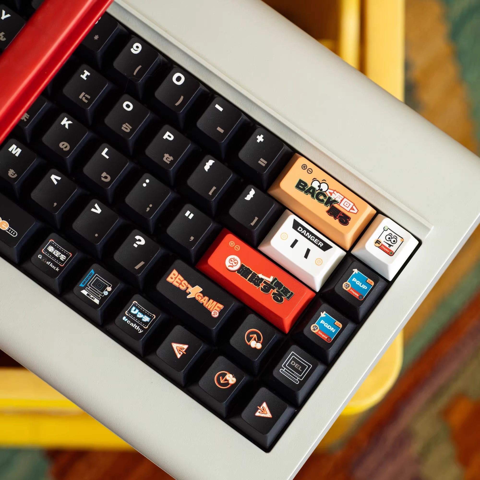Emotional sticker theme -140 keys - original high PBT full five sided thermal sublimation mechanical keyboard customized set with personalized keycaps