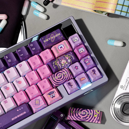 ‌Yunyun Syndrome!?: Rhythm Psychosis‌，PBT material material personalized keycap set, anime and games cultural creative decoration keycap set, compatible with 61/64/68/75/84/87/104 mechanical keyboard replacement keycap