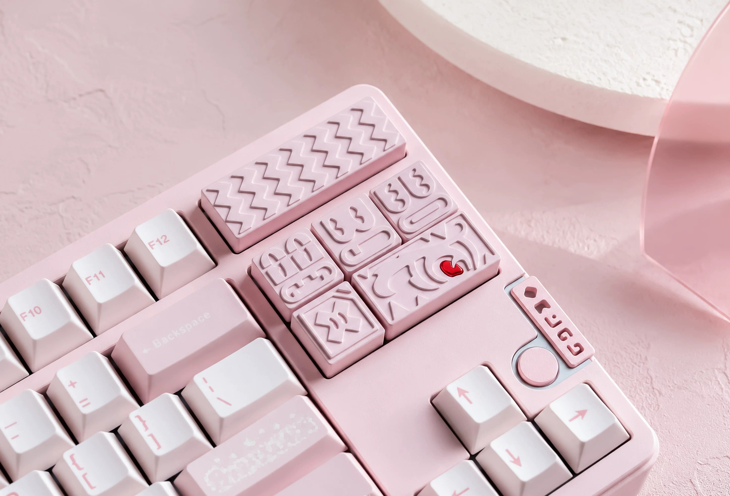 Virtual Kingdom Theme Emotion EMOTION CNC Anode Silver Black Pink Metal Personalized Decorative Keycap Set.