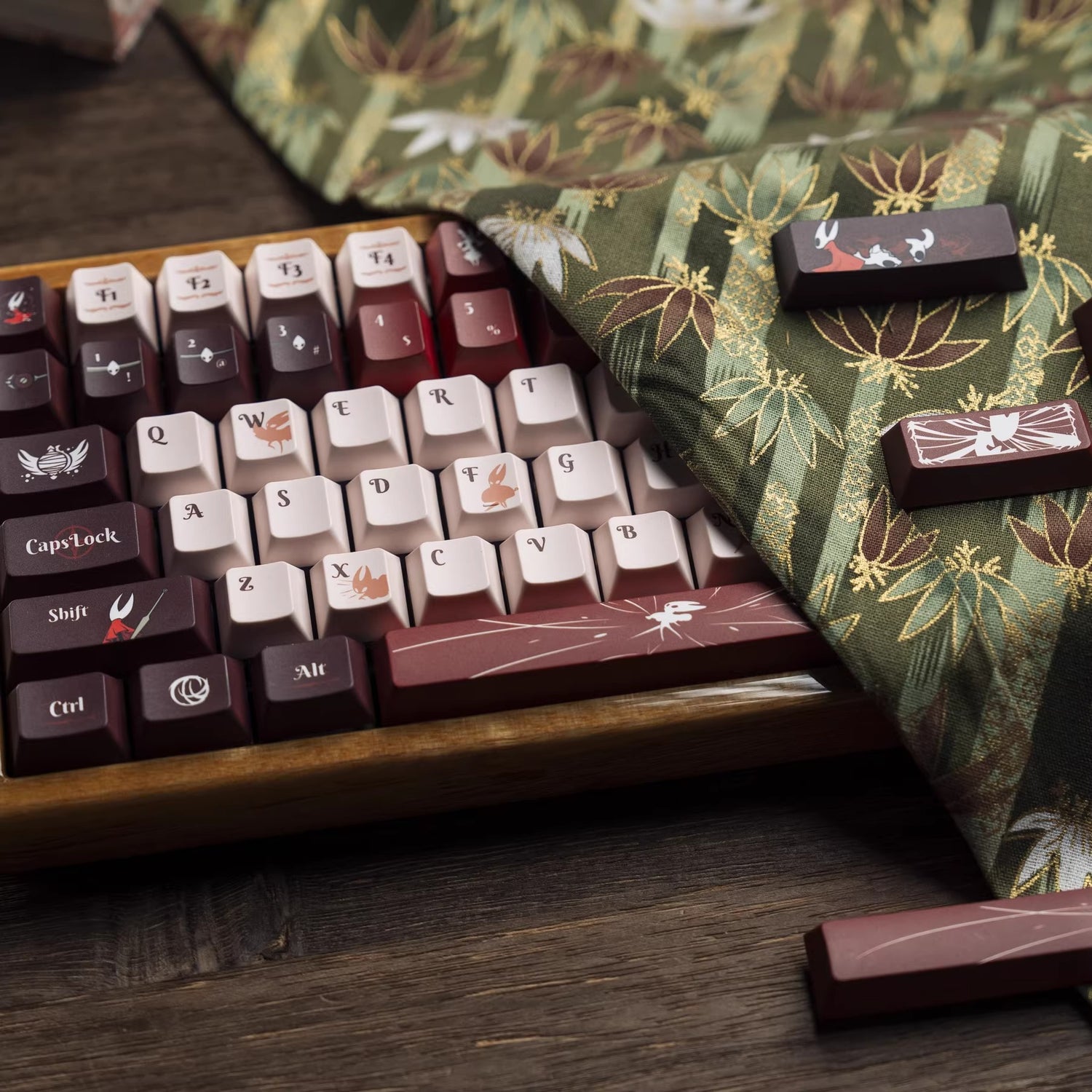 The Hollow Knight theme, PBT material, sublimation， Personalized keycap set, original factory height mechanical keyboard decorative keycap set