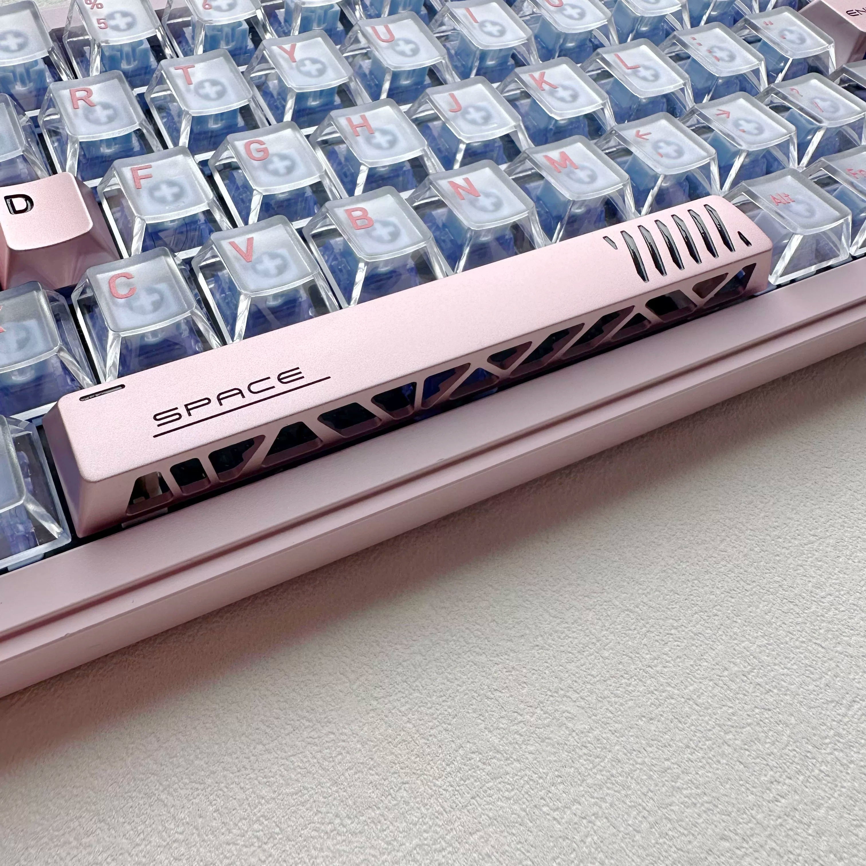 Aluminum alloy hollow design, anodized corrosion-resistant, WASD/directional keys, mechanical keyboard metal replacement set, keyboard decorative keycaps