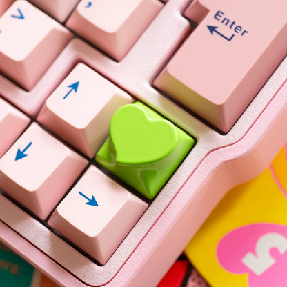 Original heart-shaped personalized Sweet Heart asymmetrical heart-shaped baked paint keycap aluminum alloy CNC machining personalized keycap