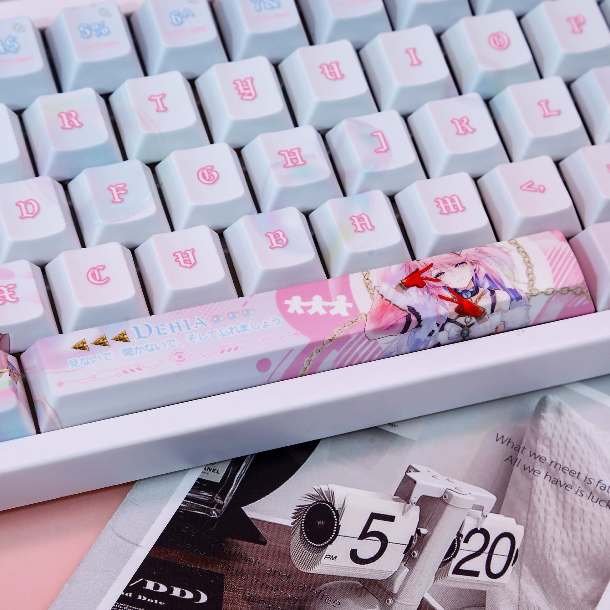 Wuthering Waves，Denia， PBT material personalized keycap set, anime keycap culture peripheral mechanical keyboard decoration keycaps， Compatible with 61/64/68/75/84/87/104 key mechanical keyboard keycap set