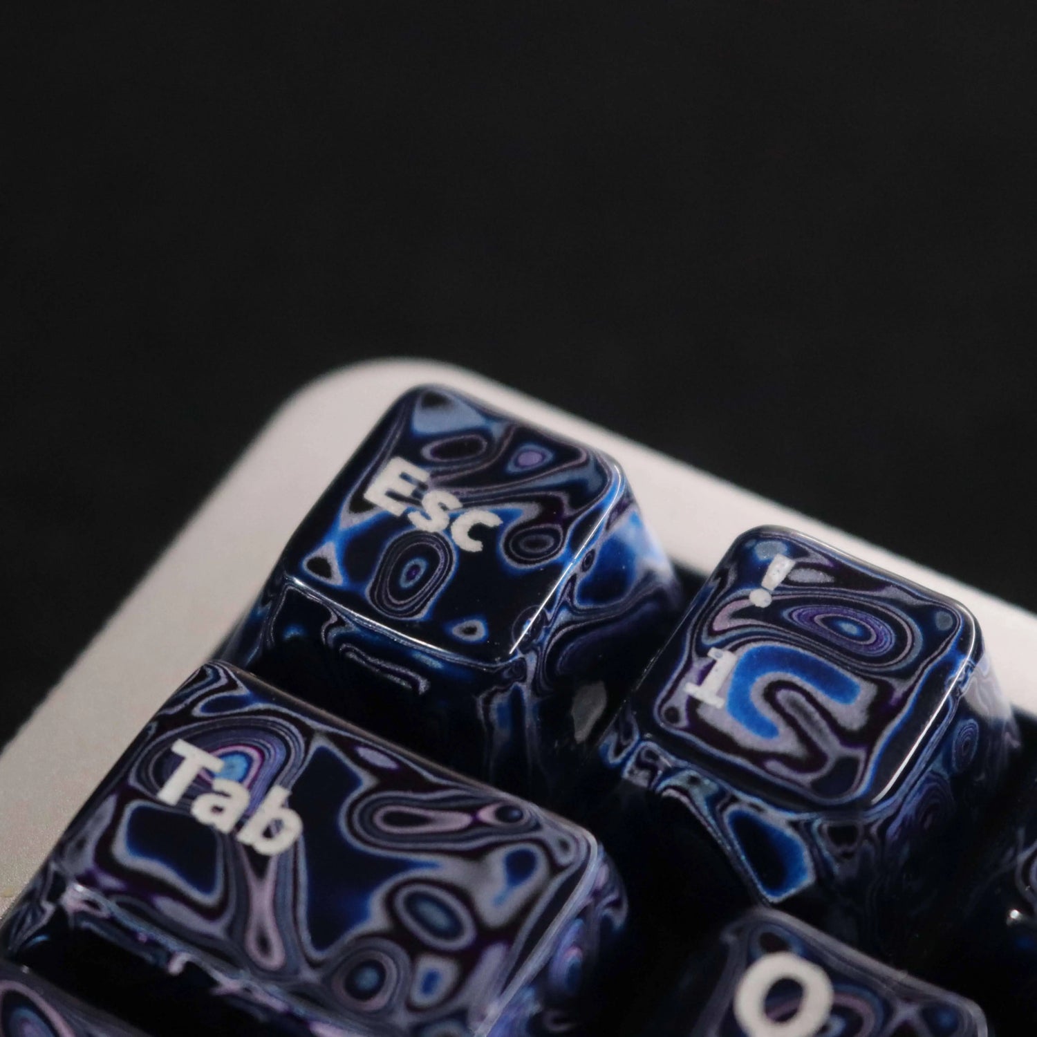 Blue Whirlpool Lacquer, Handcrafted Ceramic Decorative Keycap Paint Craftsmanship Customization Keycap Original Factory Height Keycap