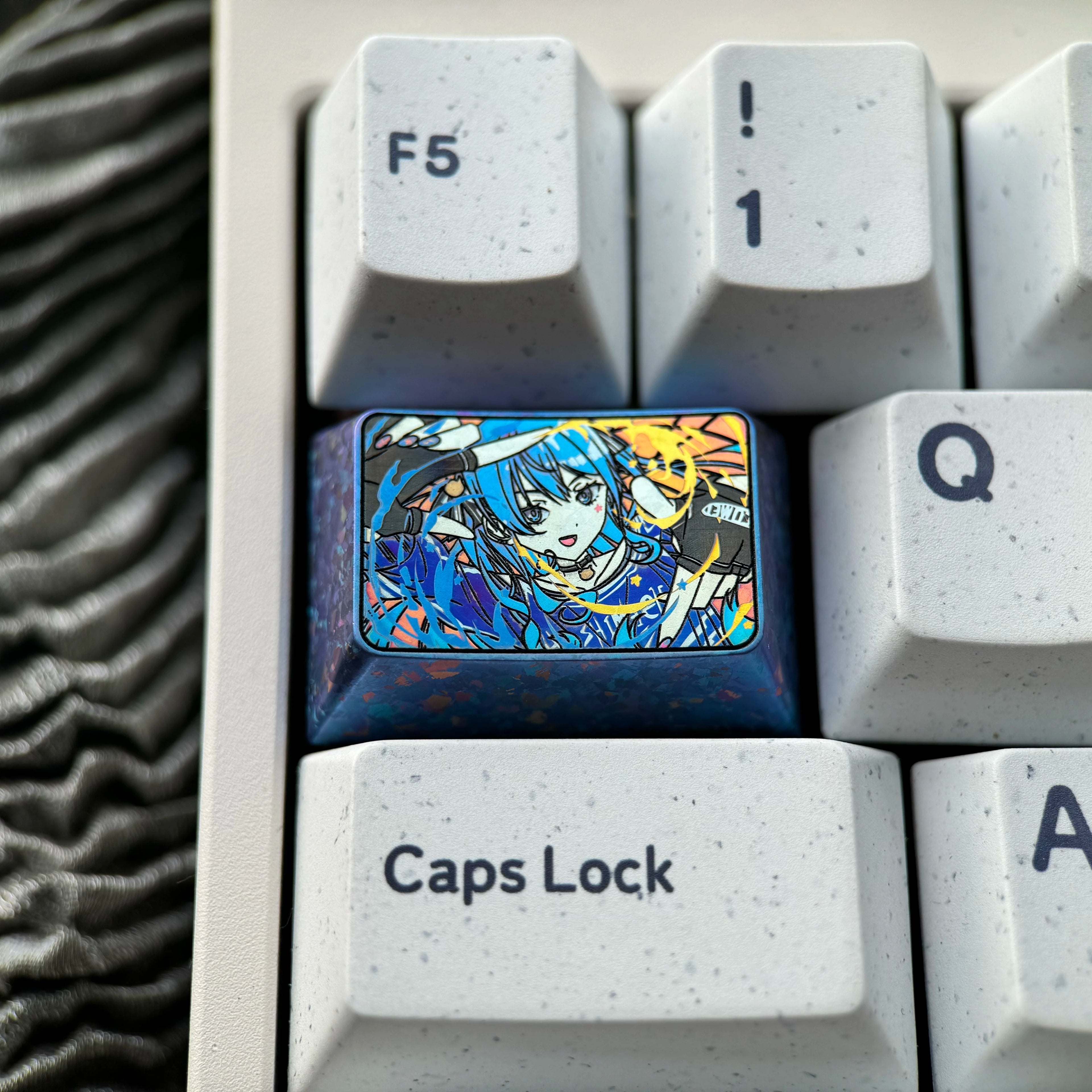 Hoshimachi Suisei Theme Collection, Titanium Alloy Personalized Keycaps, Anime Music Idol Culture Peripheral Mechanical Keyboard Customized Decorative Keycaps