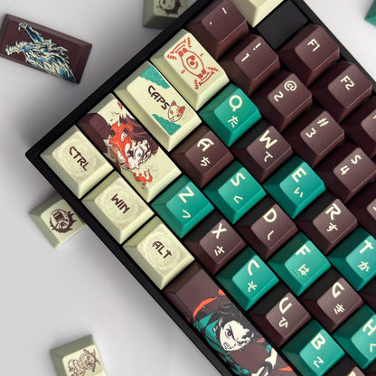 Demon Slayer: Kimetsu no Yaiba series, Kamado Tanjiro theme, PBT material anime keycap set, mechanical keyboard personalized keycap set suitable for 61/64/68/75/84/87/104 mechanical keyboards