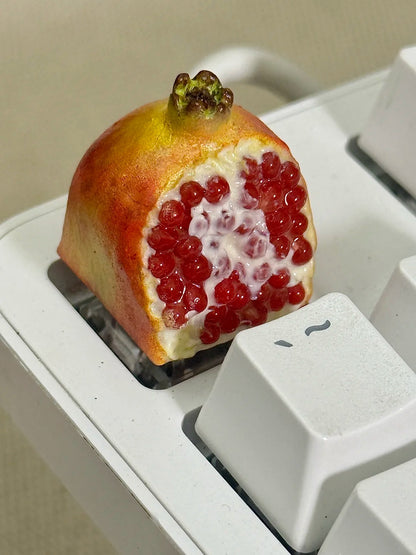 Simulated fruit series keycaps, handmade personalized keycaps made of soft clay material, mechanical keyboard creatively decorated keycaps