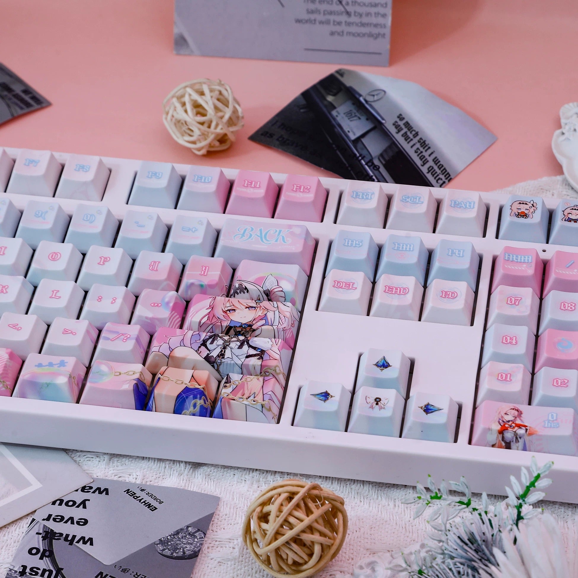 Wuthering Waves，Denia， PBT material personalized keycap set, anime keycap culture peripheral mechanical keyboard decoration keycaps， Compatible with 61/64/68/75/84/87/104 key mechanical keyboard keycap set
