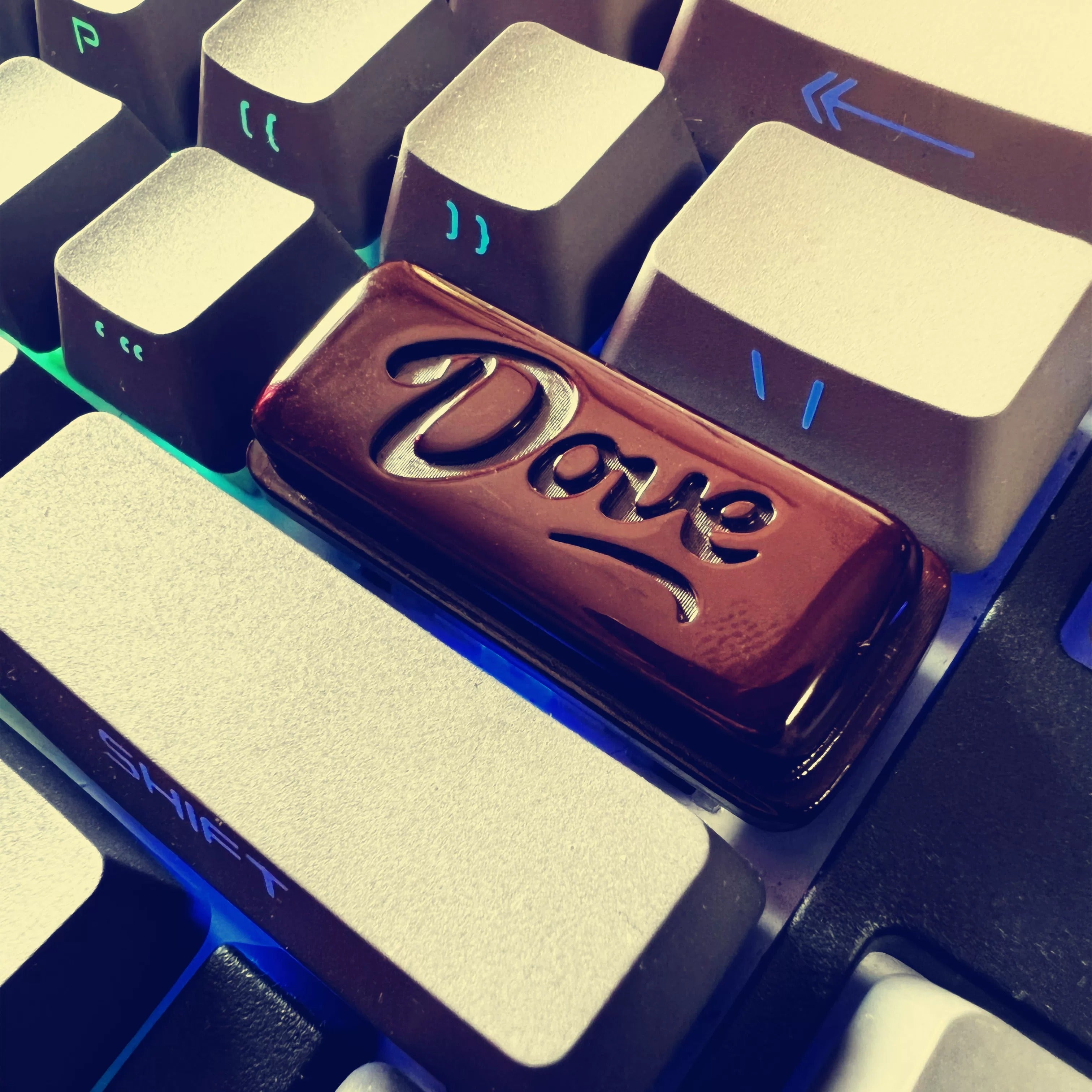 Chocolate creative personalized keycaps, pressed with mineral powder material, available in multiple sizes for mechanical keyboard decoration keycaps