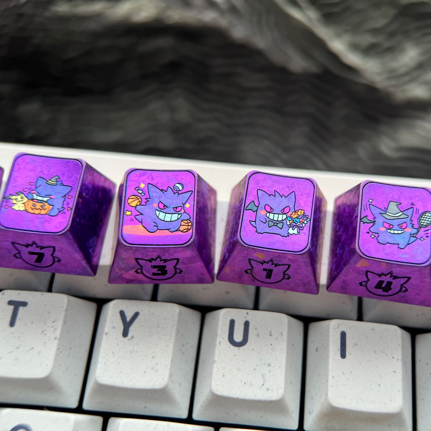 Pok é mon series, gengar themed R4 height, numerical range of 1-0, titanium alloy personalized keycaps, anime and game creative decorative keycaps