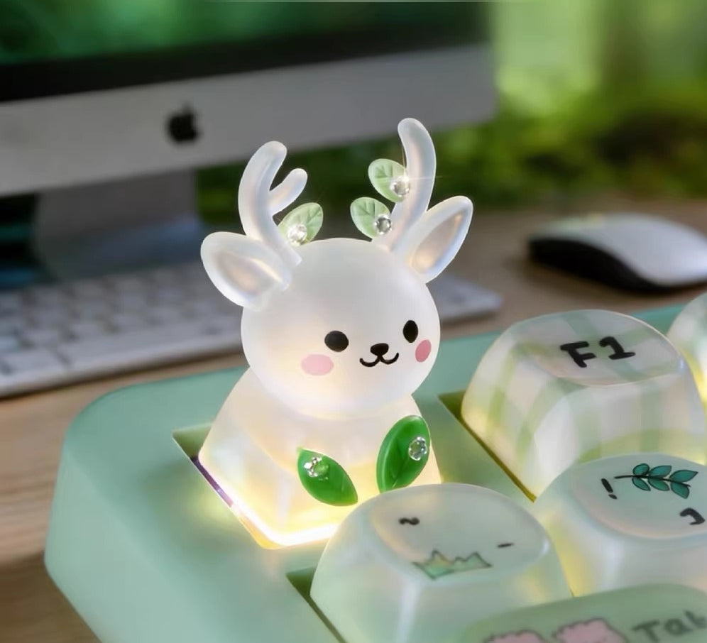 Original Forest Deer Keycap Resin Personalized Keycap Mist White/Light Green Mist Surface Half Transparent Hand Drilled/Hand drawn Deer Horn Leaves