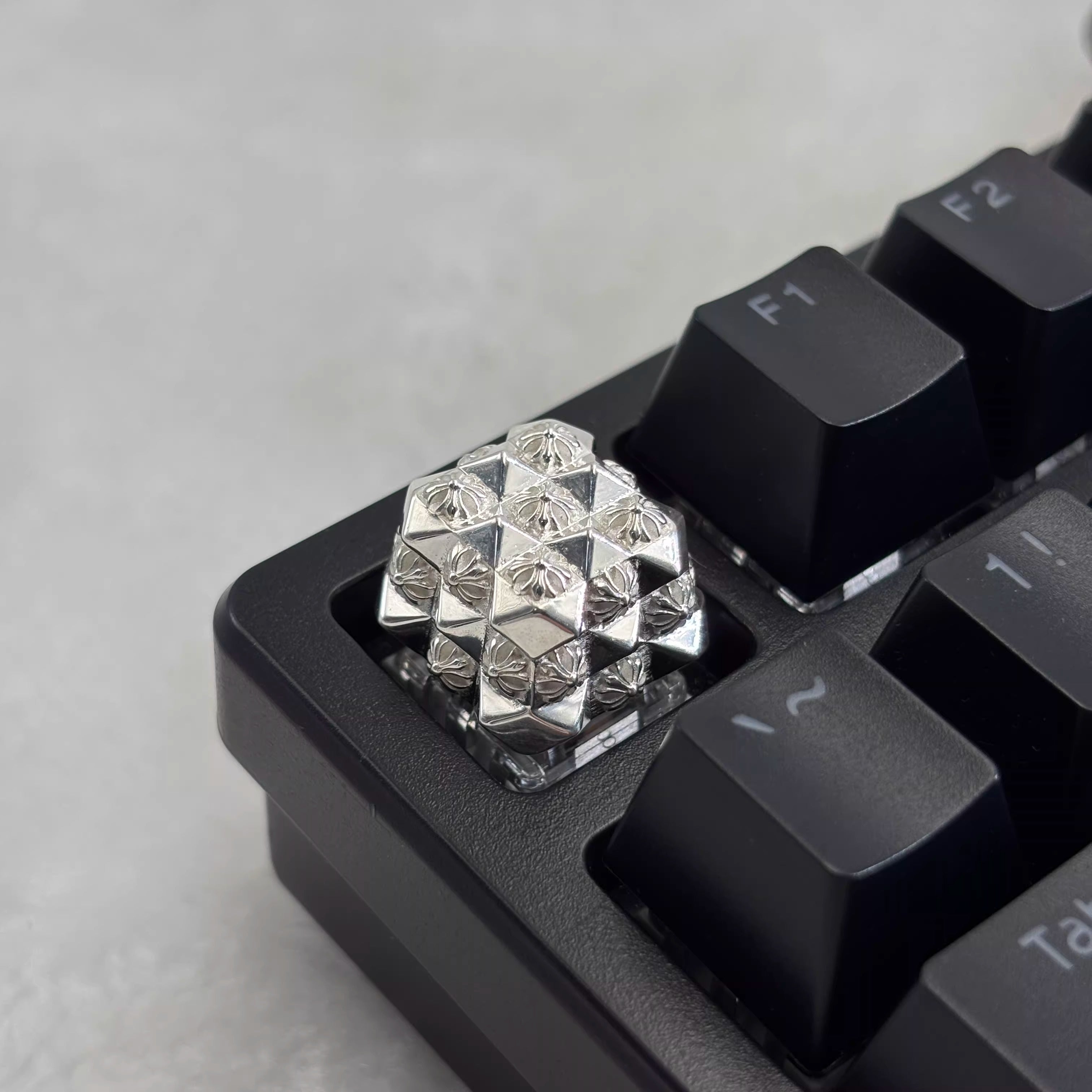 Chrome Hearts style, Metal retro patterned personalized keycaps, trendy and fashionable with decorative keycaps