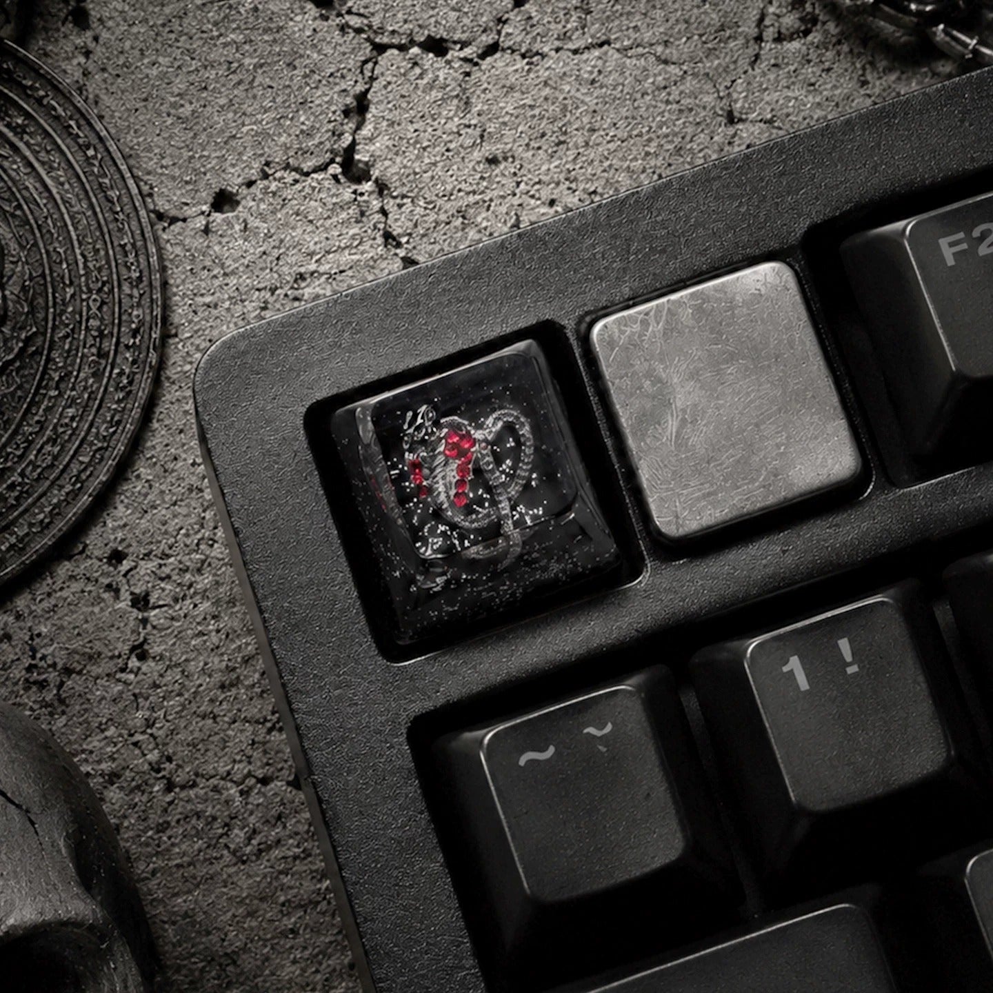 Dark themed design, Medieval Gothic style，crystal resin personalized keycaps, artisankeycaps， Mechanical keyboard decorative keycaps