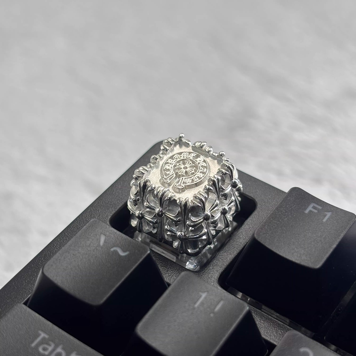 Chrome Hearts style, Metal retro patterned personalized keycaps, trendy and fashionable with decorative keycaps