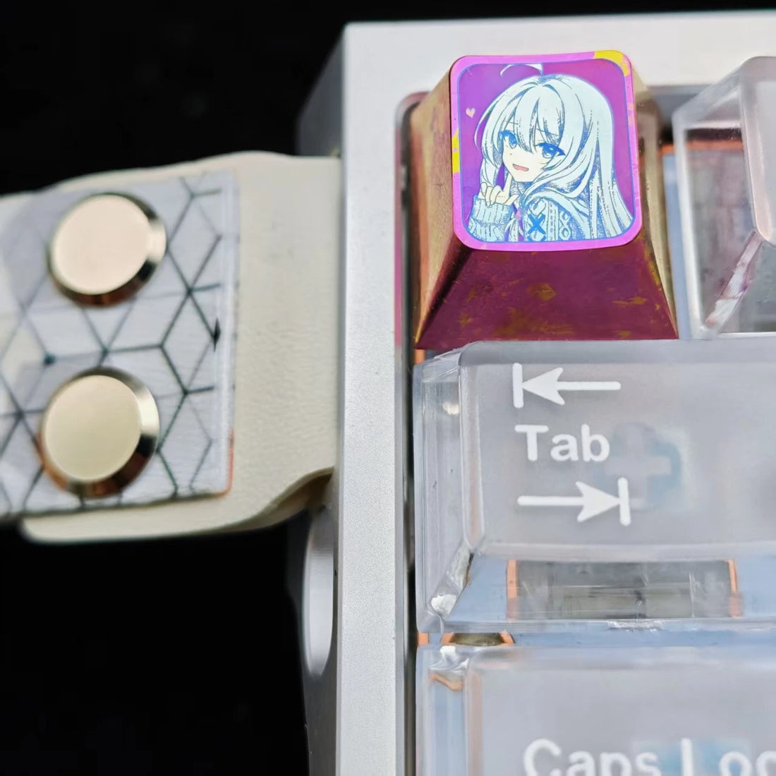 Wandering Witch: The Journey of Elaina，Elaina 1 U titanium alloy personalized keycaps, anime and game cultural creative keycaps, mechanical keyboard decorative keycaps