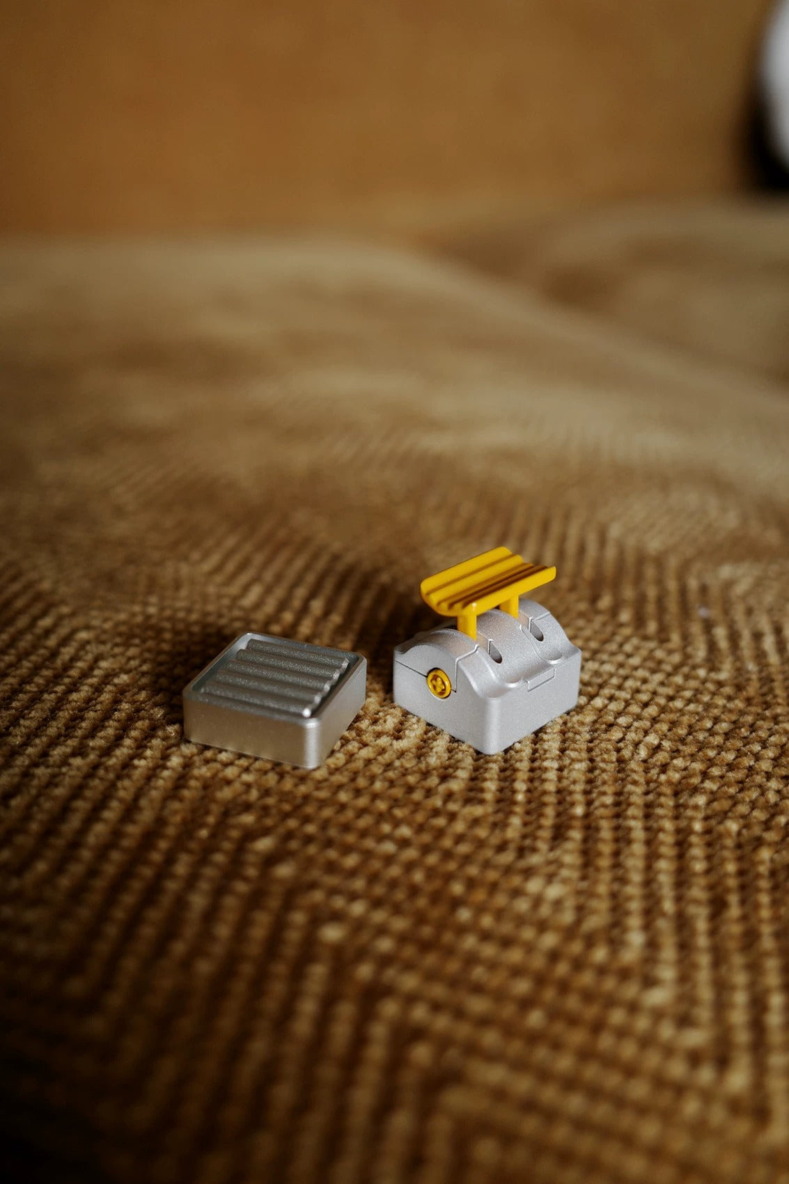 Industrial style, pusher+wave grille, aluminum alloy metal anode personalized keycaps, mechanical keyboard industrial decorative keycaps