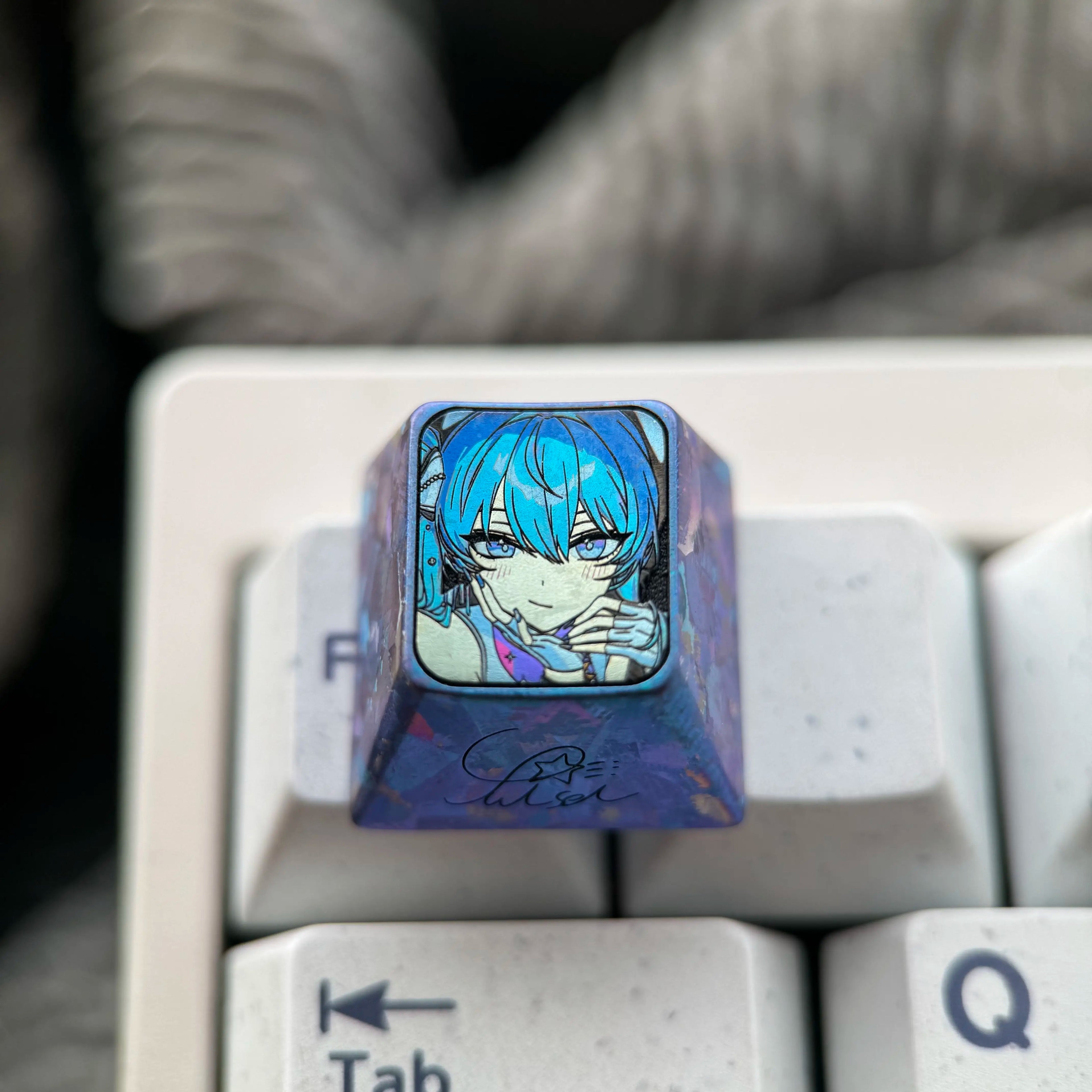 Hoshimachi Suisei, 1U titanium alloy personalized keycap, anime, gaming, cultural and creative mechanical keyboard decoration keycap