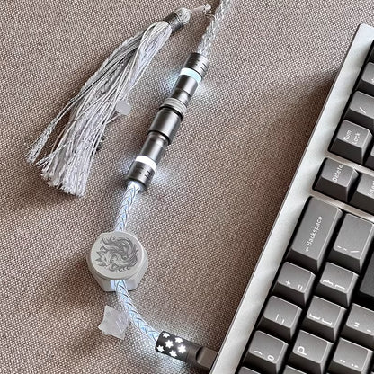 Single crystal copper aviation plug data cable cold white light 8k return rate mechanical keyboard customized manual data cable