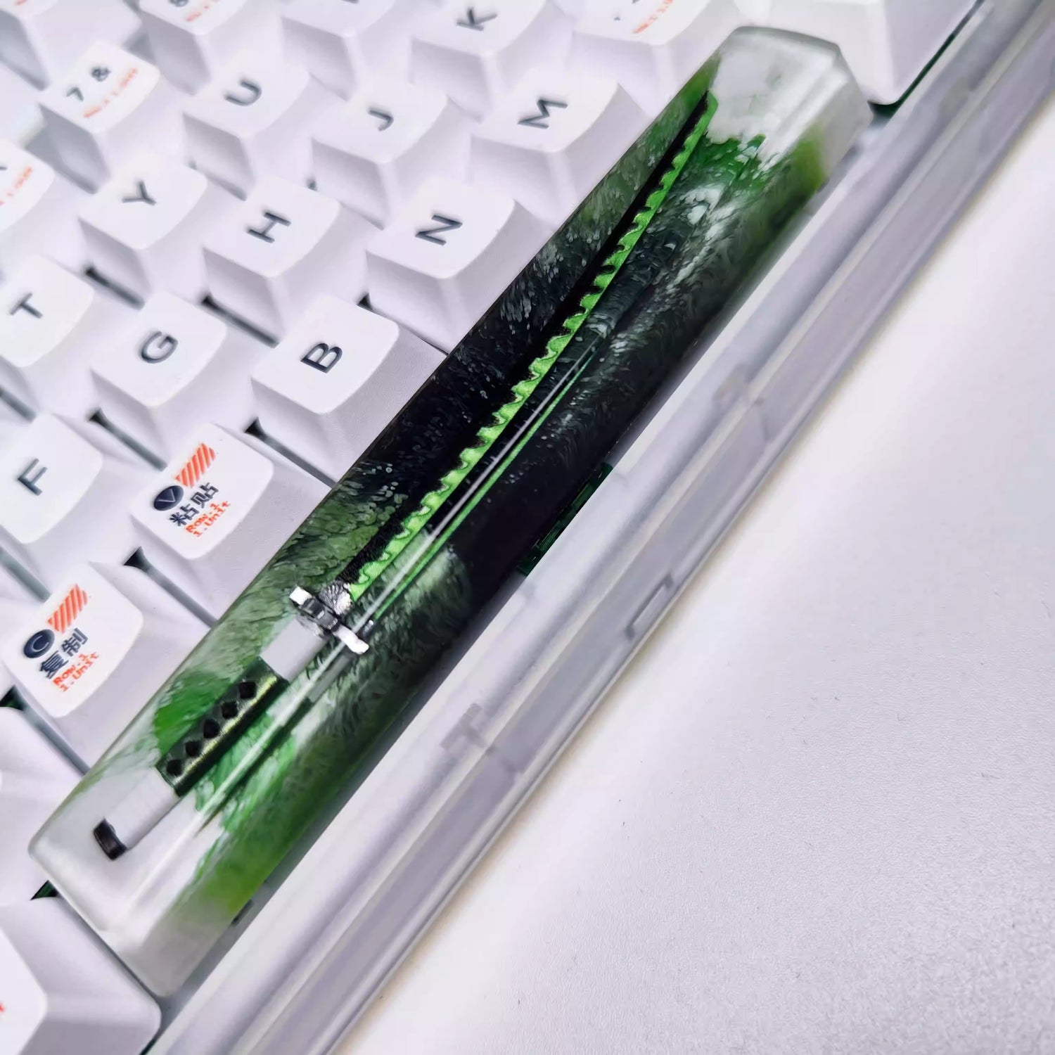 Demon Slayer: Kimetsu No Yaiba, Crystal resin samurai sword, 6.25U space bar personalized keycap, anime and game culture creative custom decorative keycap