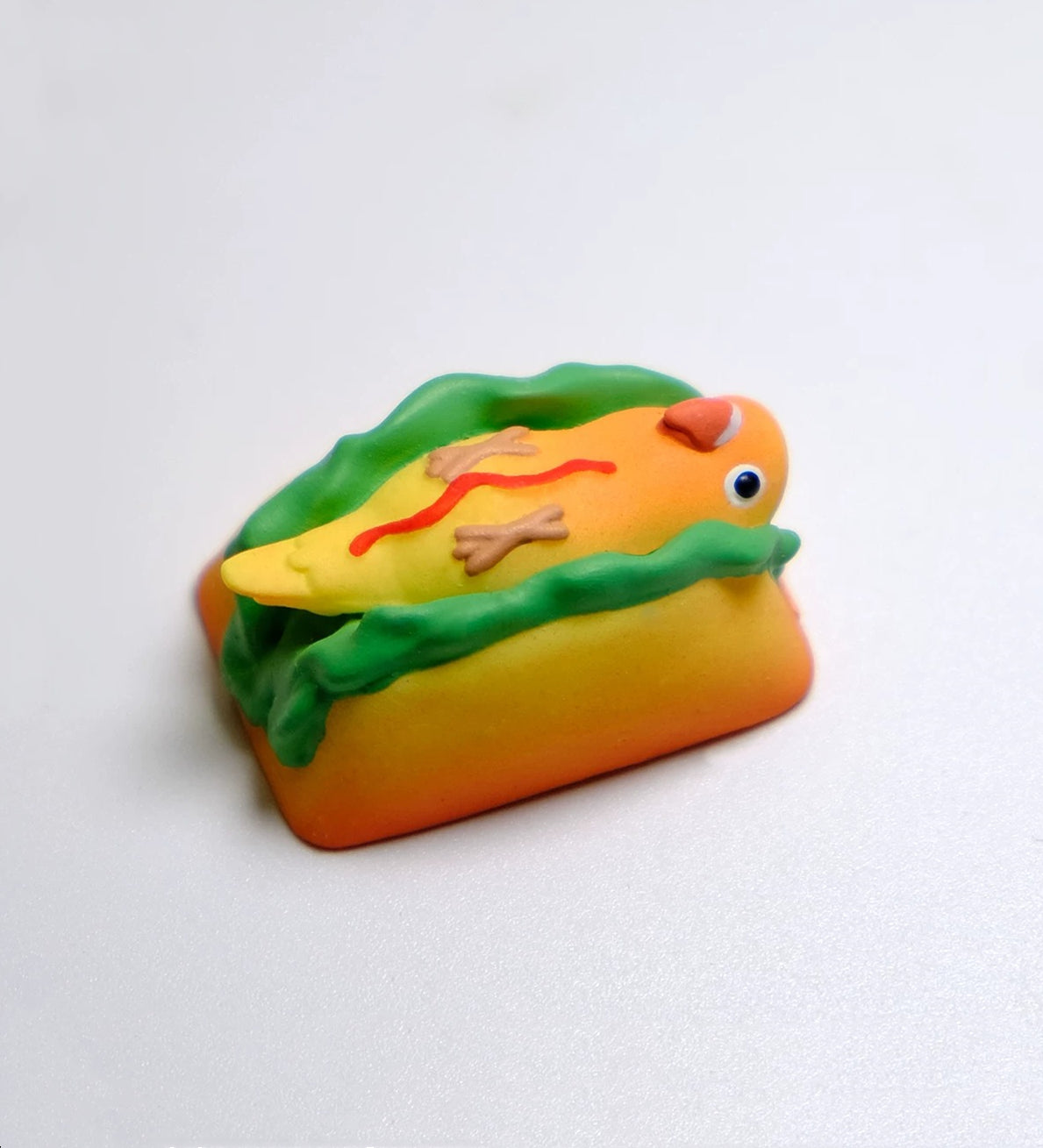 Agapornis， Hot dog parrot shaped, resin coated personalized keycaps, mechanical keyboard cartoon decorative keycaps