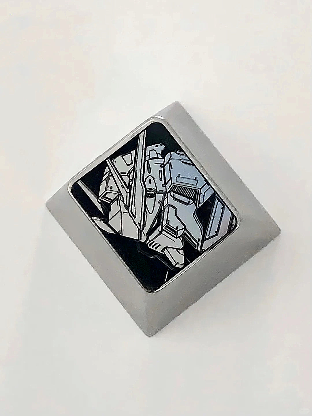 GUNDAM，1U titanium alloy metal personalized keycaps, anime and game character peripheral products, decorative keycaps.