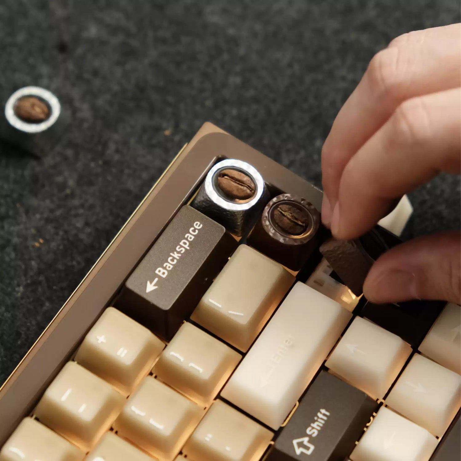 Resin coffee beans, coated with transparent resin coffee beans, creative and personalized keycaps, mechanical keyboard decorative art keycaps