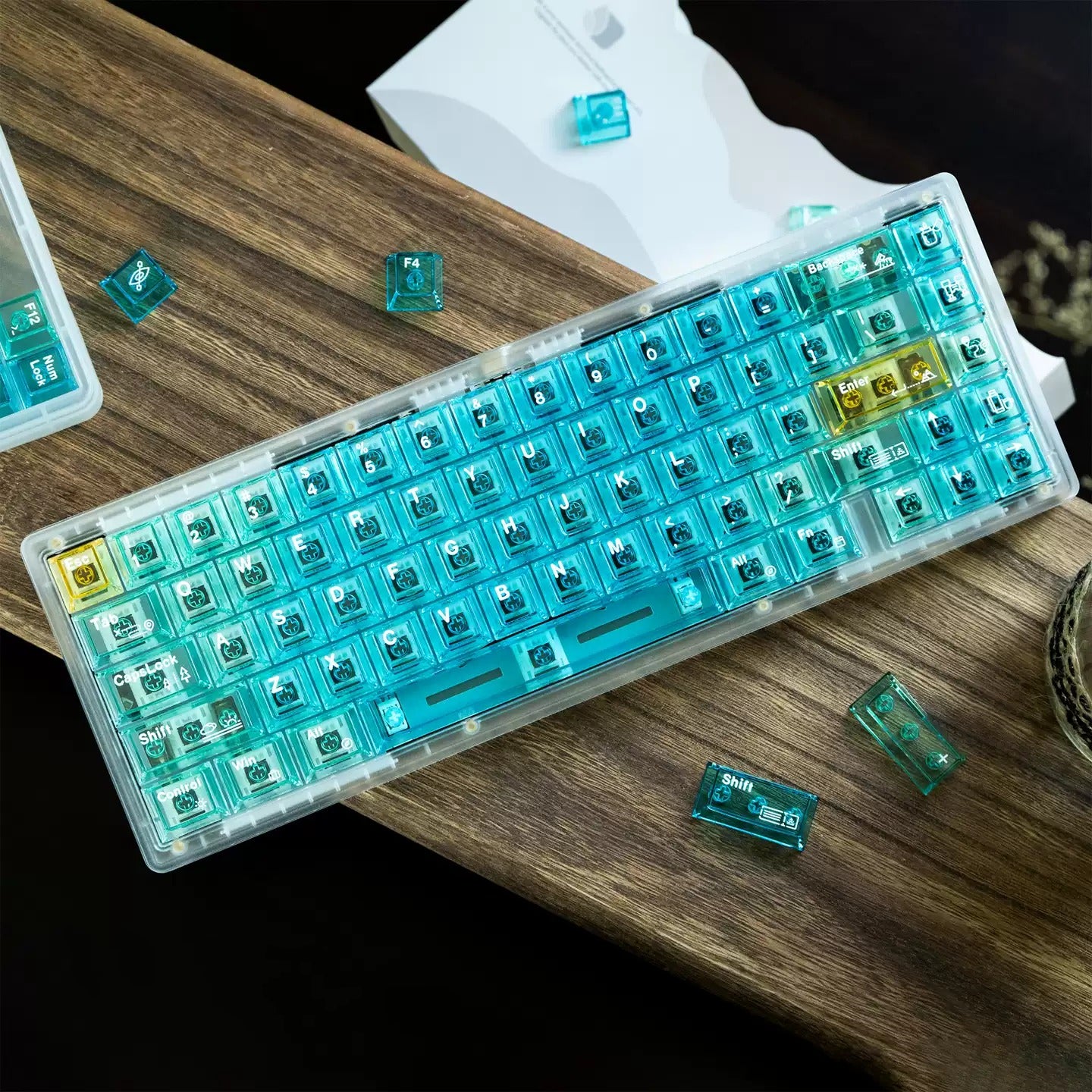 Summer seaside theme, PC material, pure transparent Original Factory Height,  mechanical keyboard replacement keycap set, Compatible with 61/64/68/75/84/87/104 Key Mechanical Keyboard Keycap Set