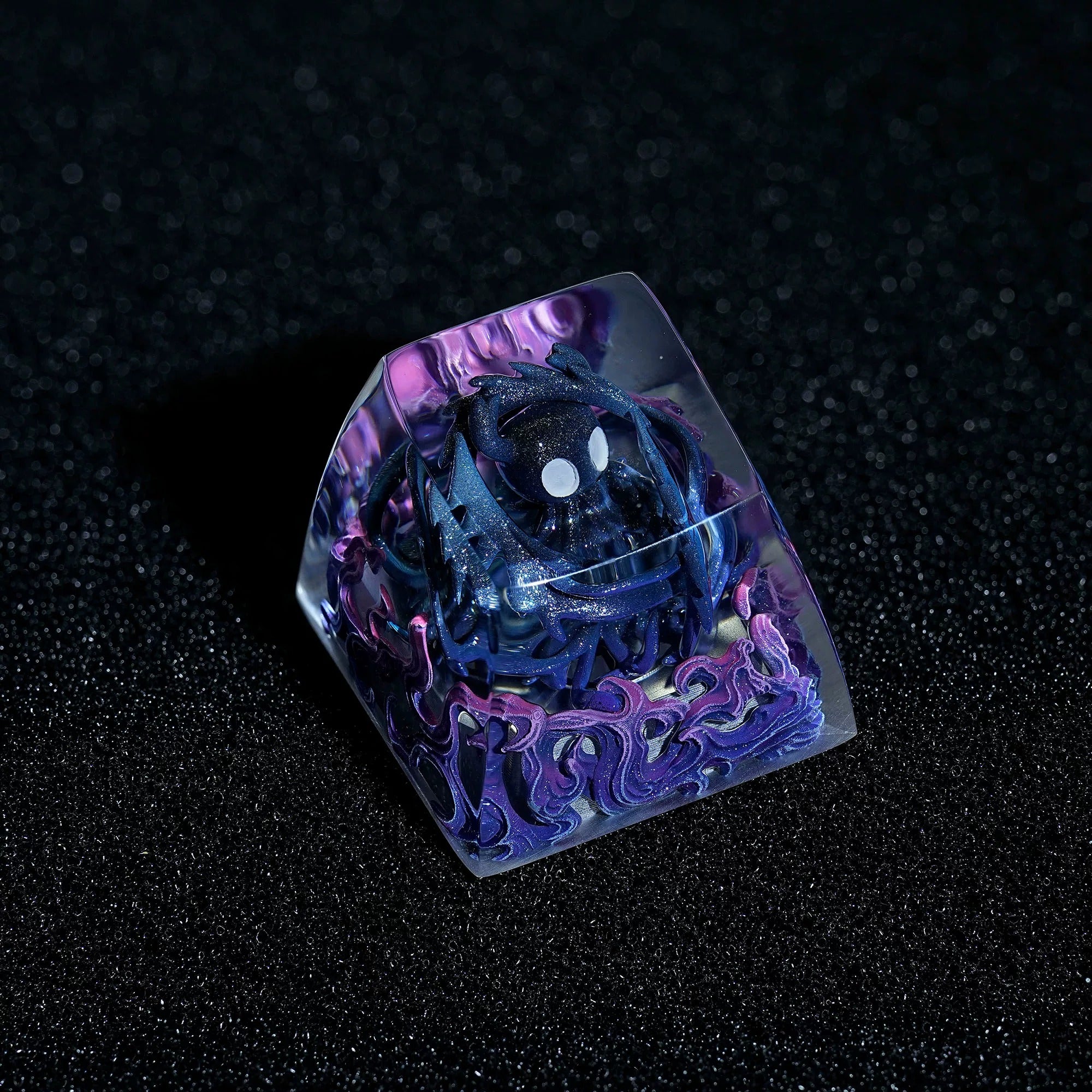 Hollow Knight Void Knight Personalized Transparent Crystal Resin Personalized Keycaps, Mechanical Keyboard Creative Decorative Keycaps Artissankeycaps
