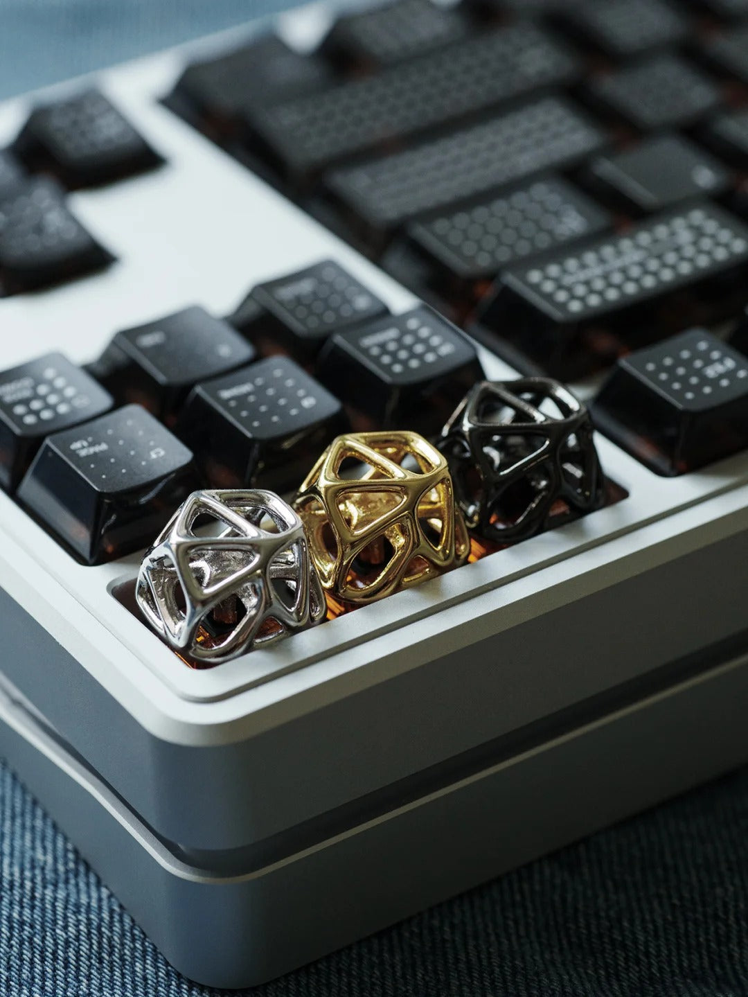 Hollow out personalized keycaps, customized metal aluminum alloy keycaps, single original Esc key