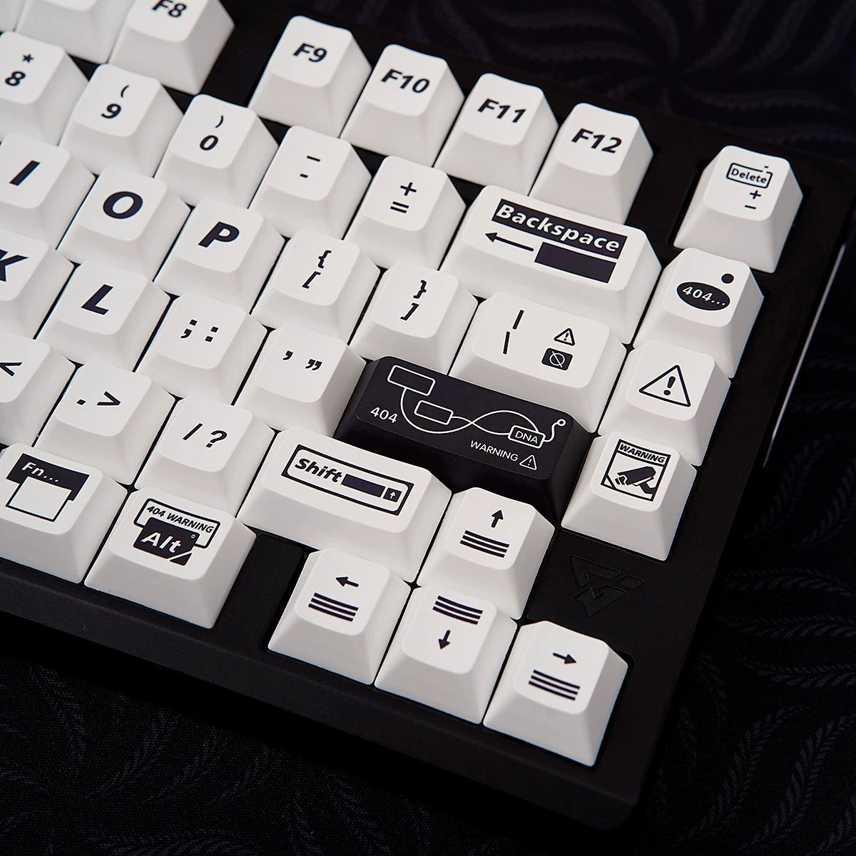 Dangerous 404 Theme Design PBT material personalized keycaps, mechanical keyboard replacement keycap set, minimalist pattern and line creative keycap set, Compatible with 61/64/68/75/84/87/104 Key Mechanical Keyboard Keycap Set