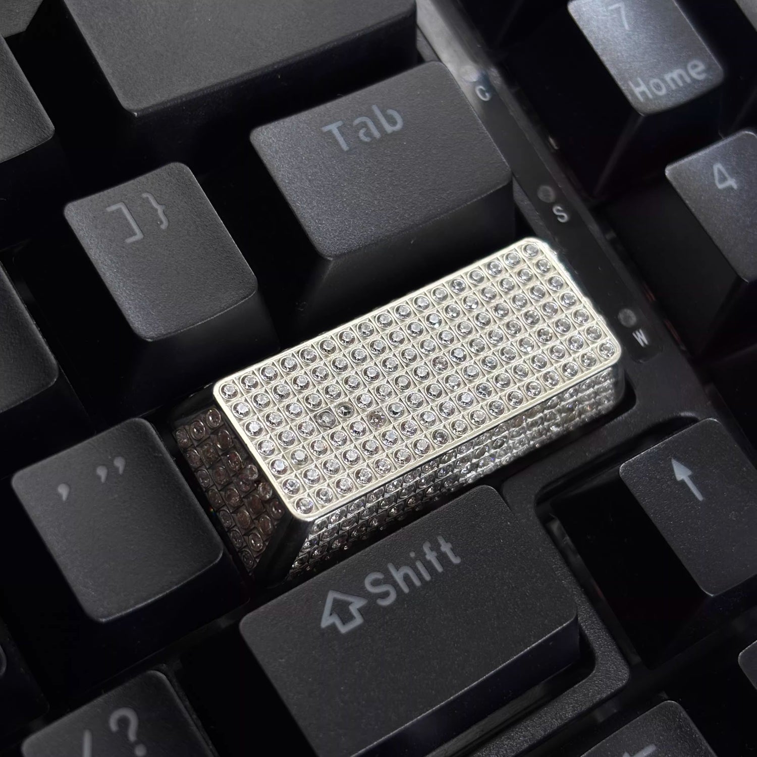 Pure silver full diamond, 2.25U enter key personalized keycap, fashionable metal inlaid diamond jewelry design mechanical keyboard decoration keycap
