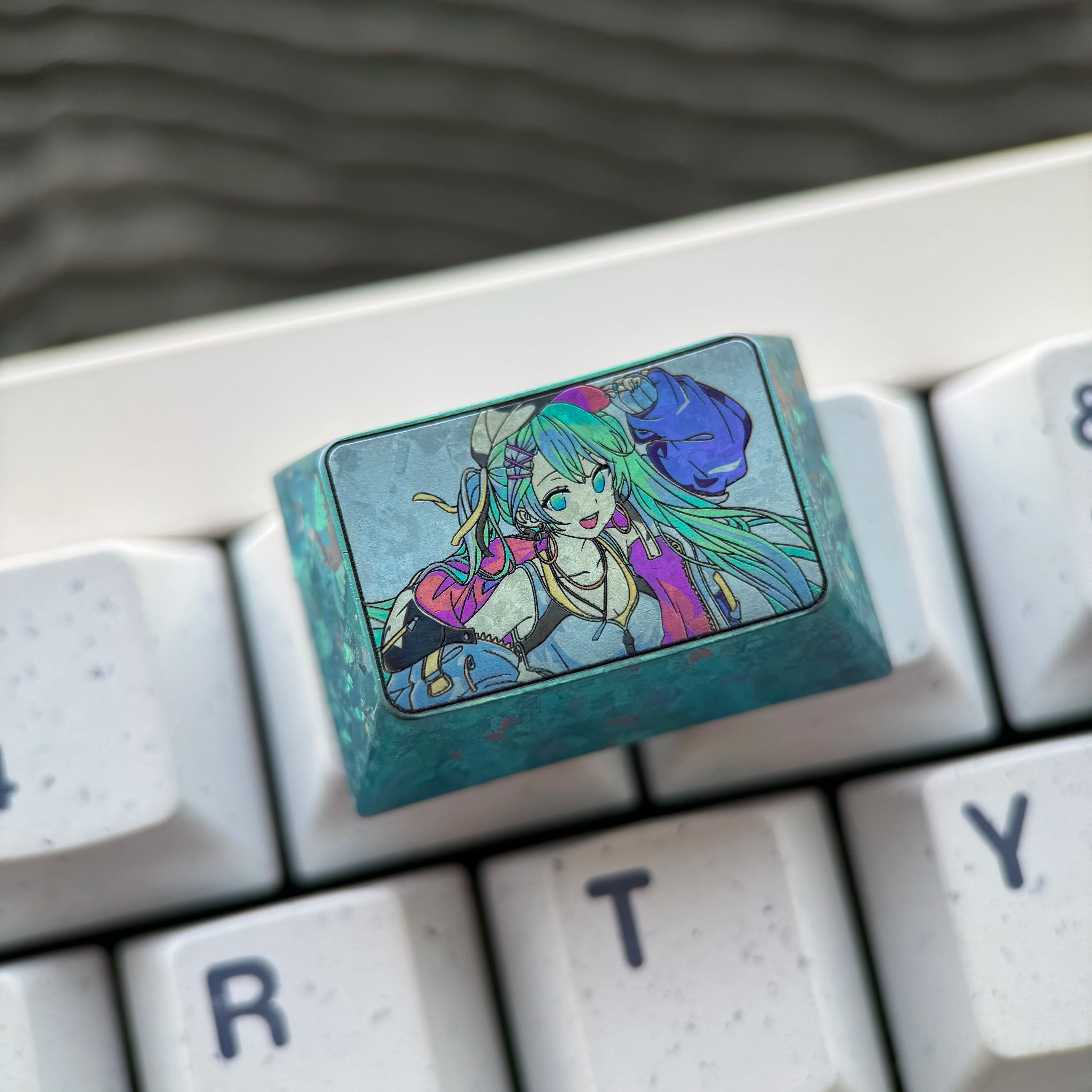 Hatsune Miku series 1.5U titanium alloy personalized keycap, music animation game creative art decoration keycap