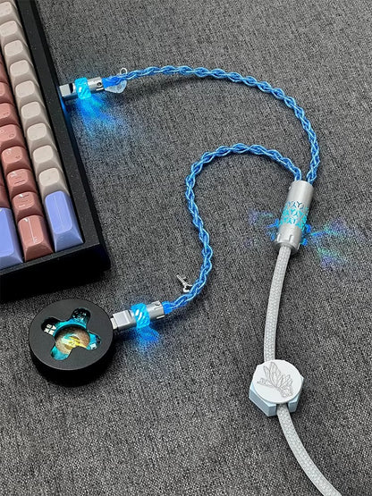 Independent induction magnetic switch light, one to two dual Type-C, 8k gaming cable, keyboard customization, manual data cable