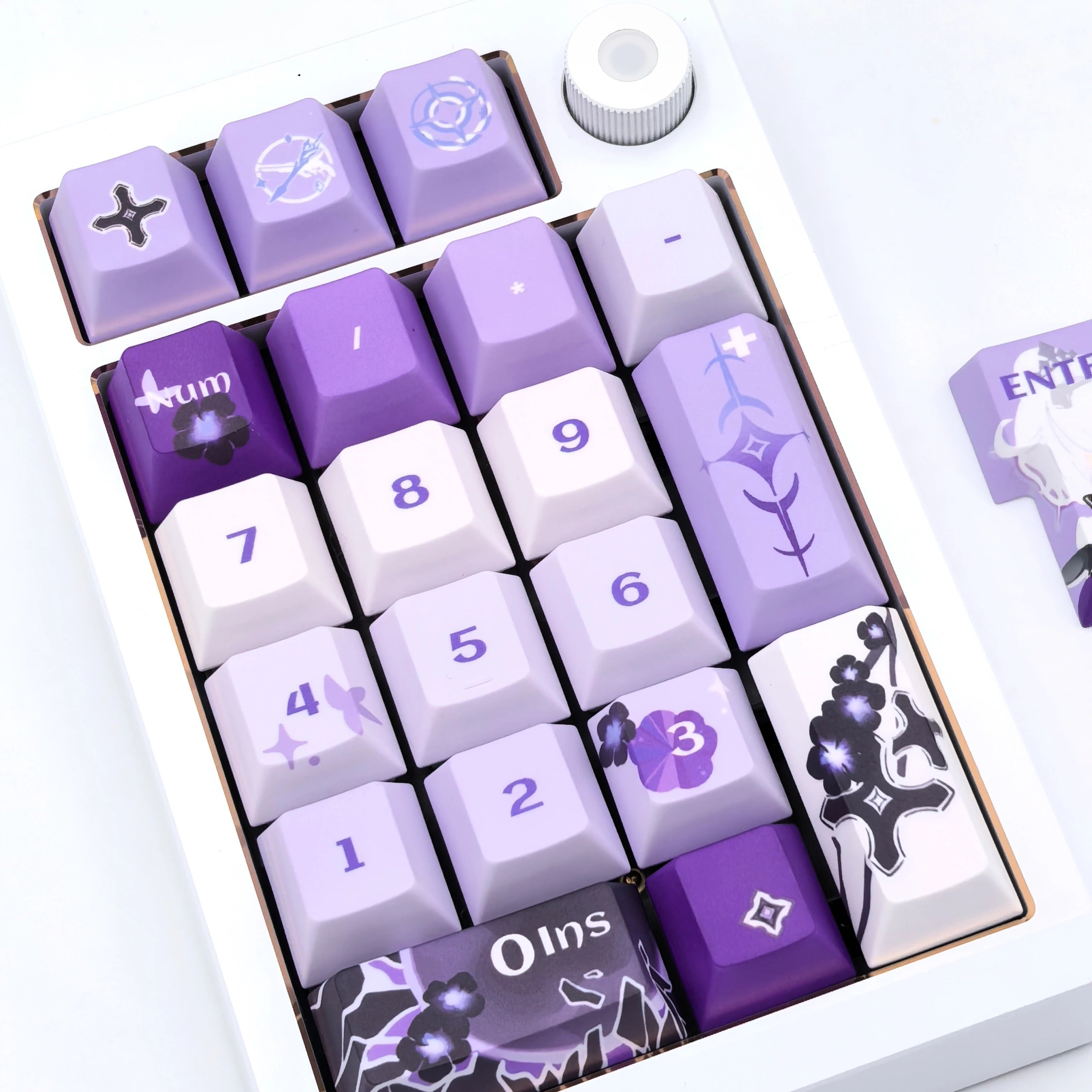 Honkai Impact 3，Kiana Kaslana theme, custom set personalized keycap series, PBT material, compatible with 61/64/68/75/84/87/104 mechanical keyboard keycap set