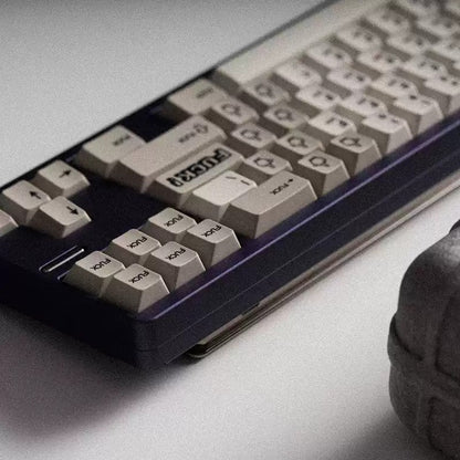 FXXK Theme Design Retro gray FK middle finger mechanical keyboard keycap PBT thermal sublimation complete set factory height， Mechanical keyboard decoration replaces keycaps, Compatible with 61/64/68/75/84/87/104 Key Mechanical Keyboard Keycap Set