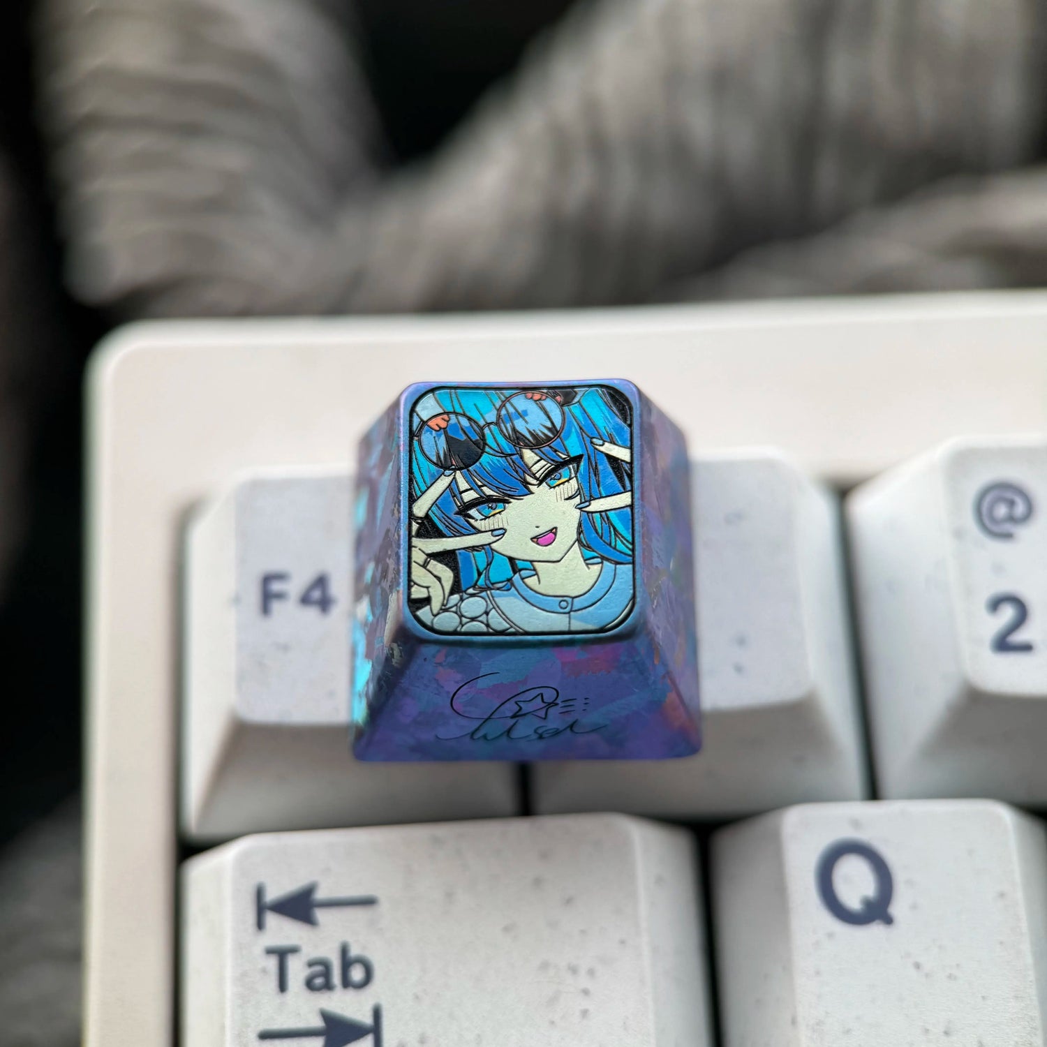 Hoshimachi Suisei, 1U titanium alloy personalized keycap, anime, gaming, cultural and creative mechanical keyboard decoration keycap