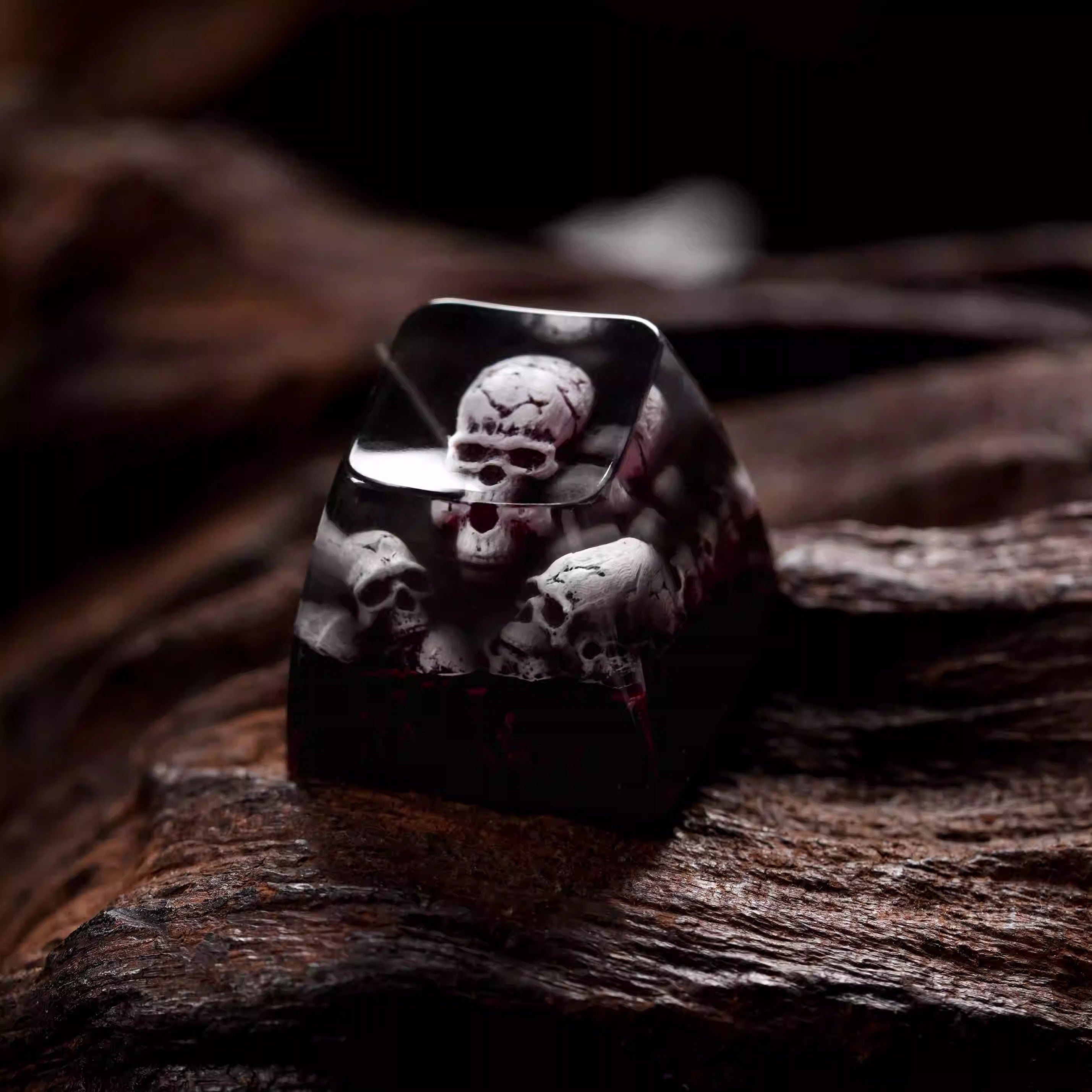 Dark Gothic style, skull crystal resin personalized keycaps, dark 1U resin decorative keycaps