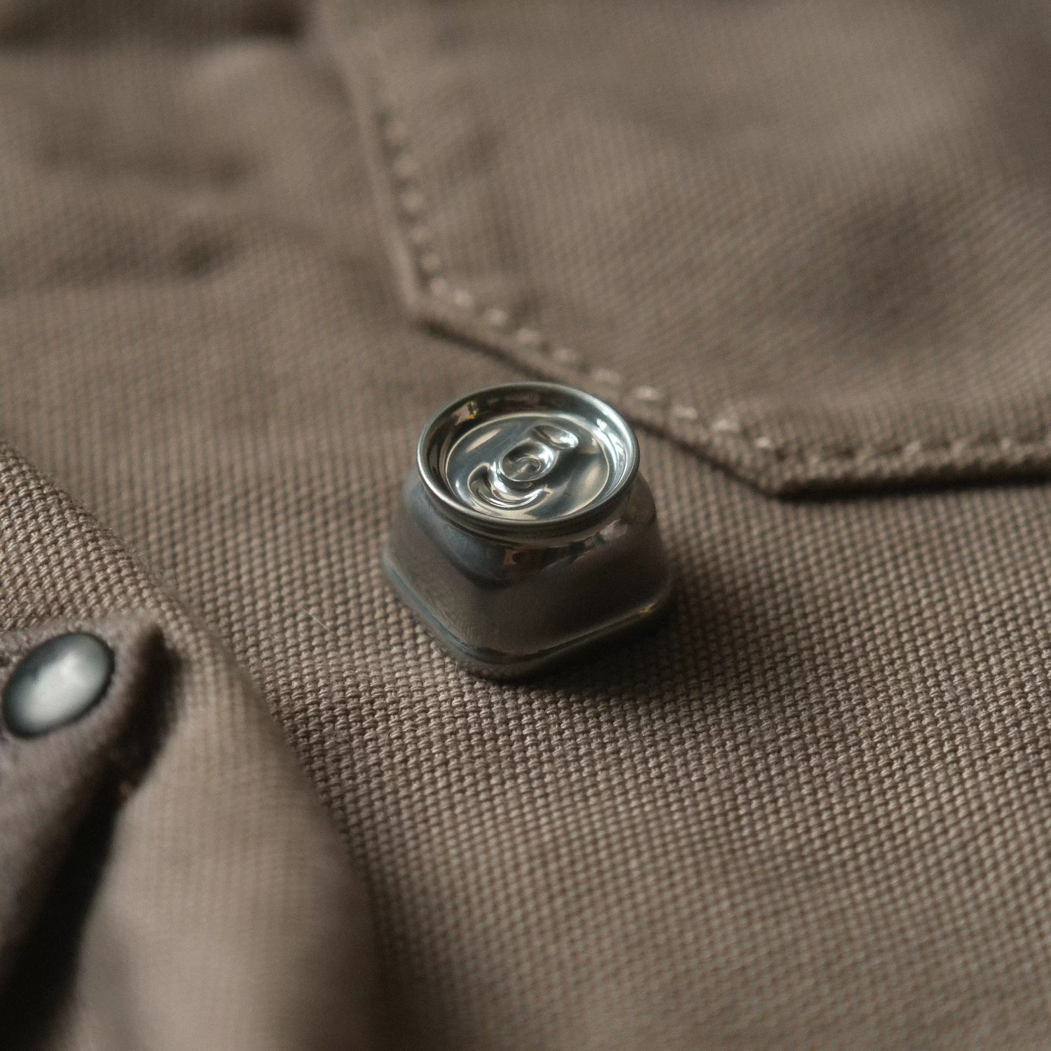 Can shaped design, personalized metal keycaps, minimalist mechanical keyboard decorative keycaps.