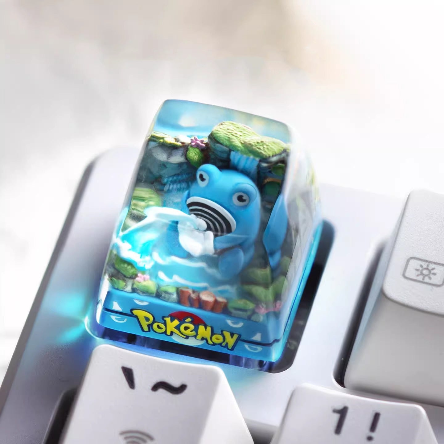 Pok é mon themed crystal dropper personalized keycaps, anime creative culture peripheral mechanical keyboard decorative keycaps