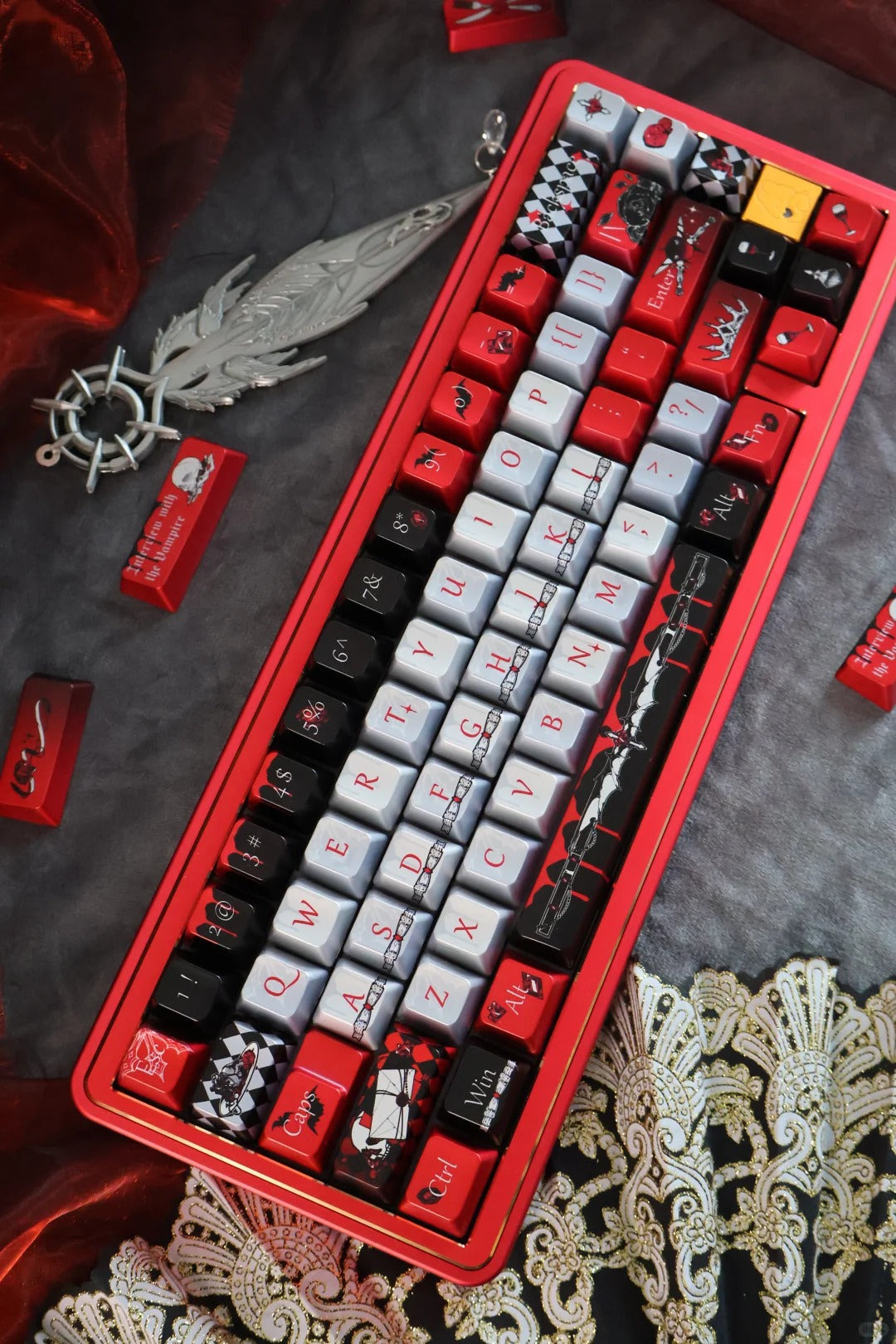 Vampire Earl theme,Dracula， Metallic paint texture PBT material, horror monster movie legend original factory height mechanical keyboard decorative keycap set，anime keycap set suitable for 61/64/68/75/84/87/104 Key Mechanical Keyboard