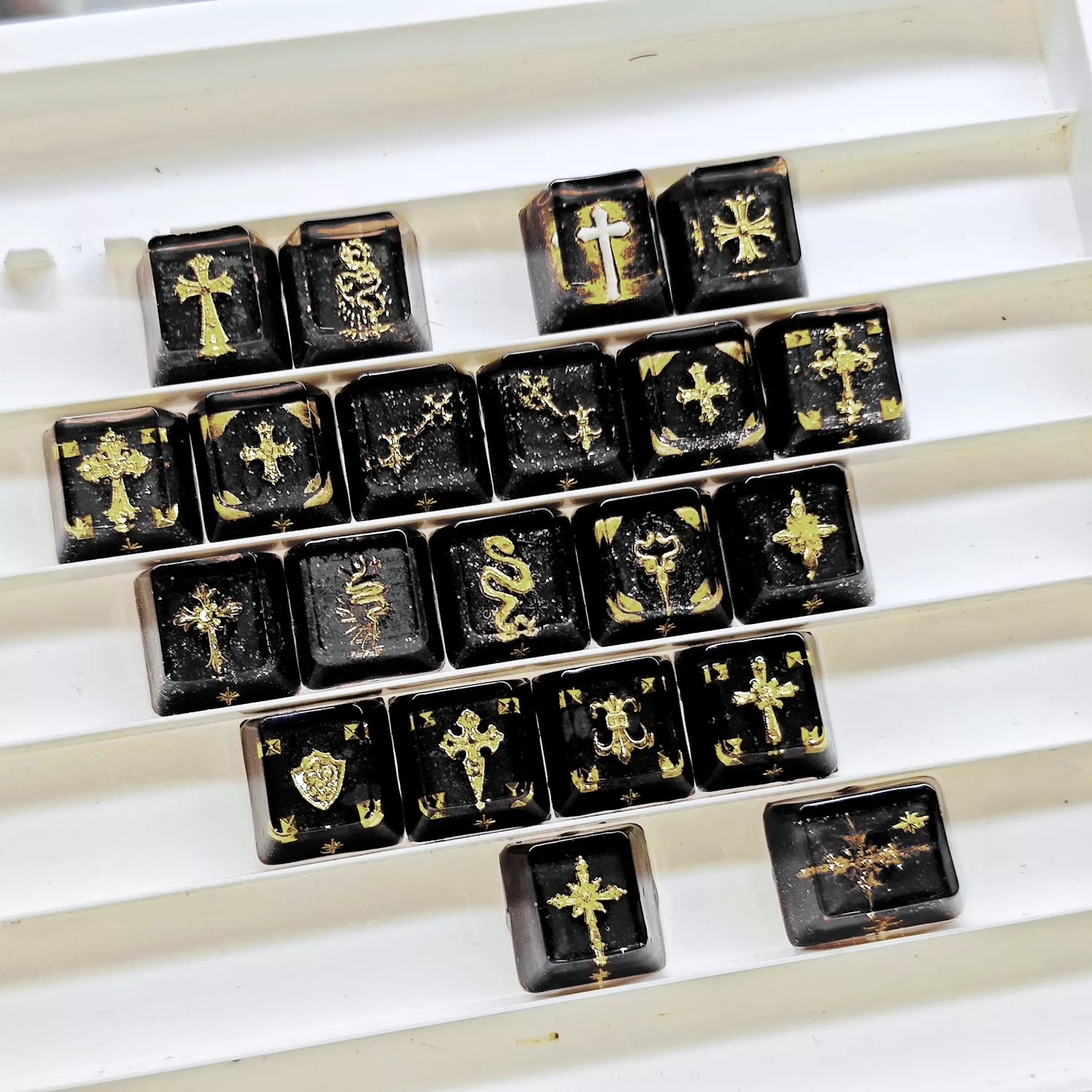Baroque, Gothic style, crystal resin cross retro medieval effect personalized keycap set, mechanical keyboard art, cultural and creative decorative keycaps