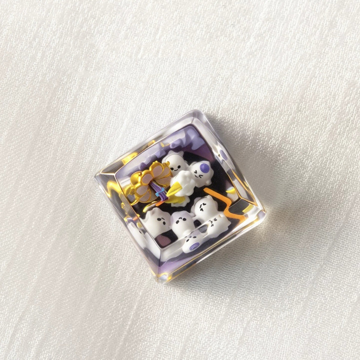 Ghost Concert, Ghost Phonograph themed design, Crystal drops of glue material artisankeycaps, craftsman decorated keycaps.