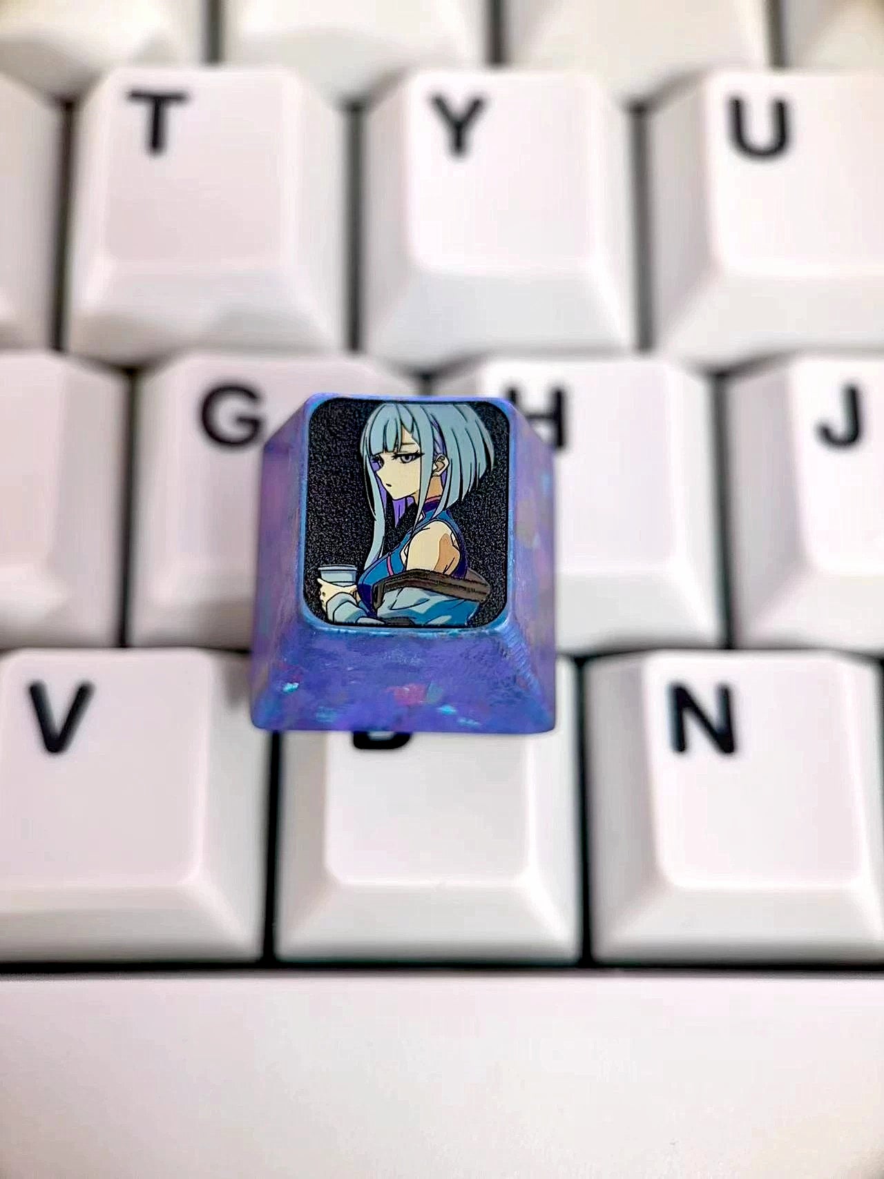 Cyberpunk,Lucyna Kushinada1 U titanium alloy metal personalized keycaps, anime oil painting cultural creative keycaps, mechanical keyboard artistic decorative keycaps