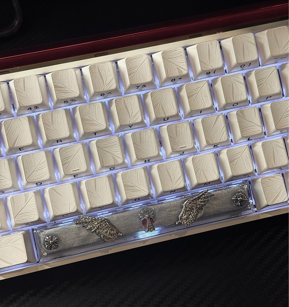 Baroque style, retro cross, medieval, gothic, angel wing decorated keycap, 6.25 U space bar transparent resin personalized keycap, mechanical keyboard element decorative keycap